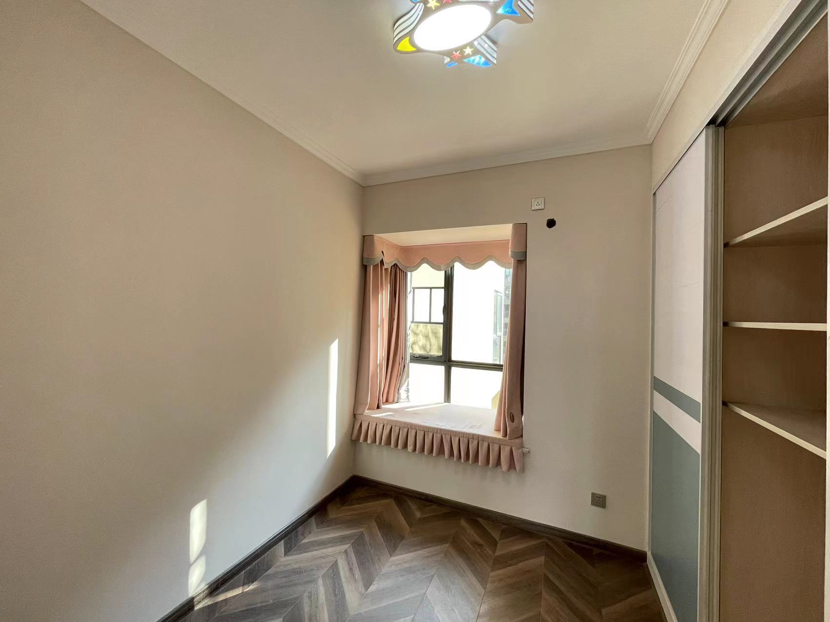 提香蓝岸 3室2厅2卫 88.0万 提香蓝岸 3室2厅2卫 88.0万室内图