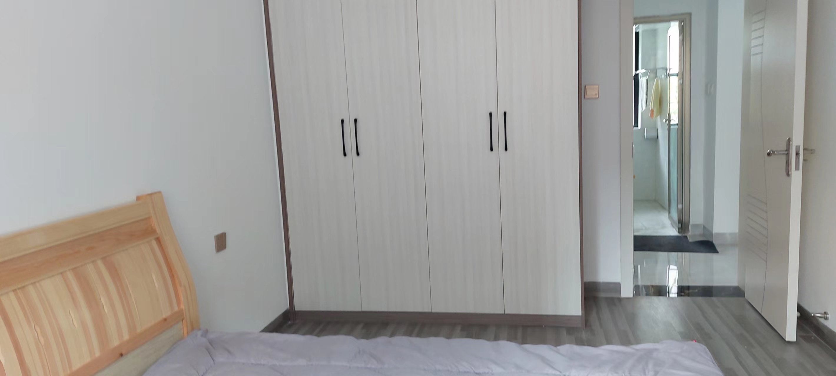 平安小区  3室2厅1卫   1800.00元/月室内图
