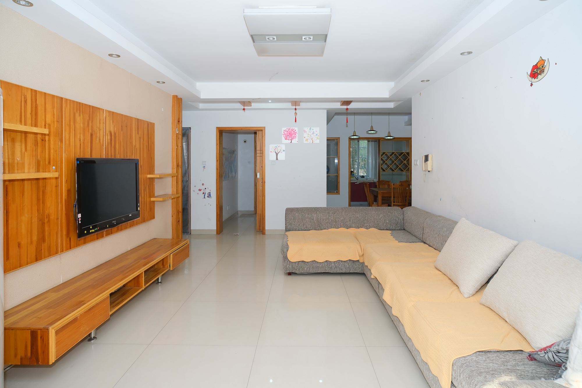 长丰星城 3室2厅1卫 62.0万 长丰星城 3室2厅1卫 62.0万客厅