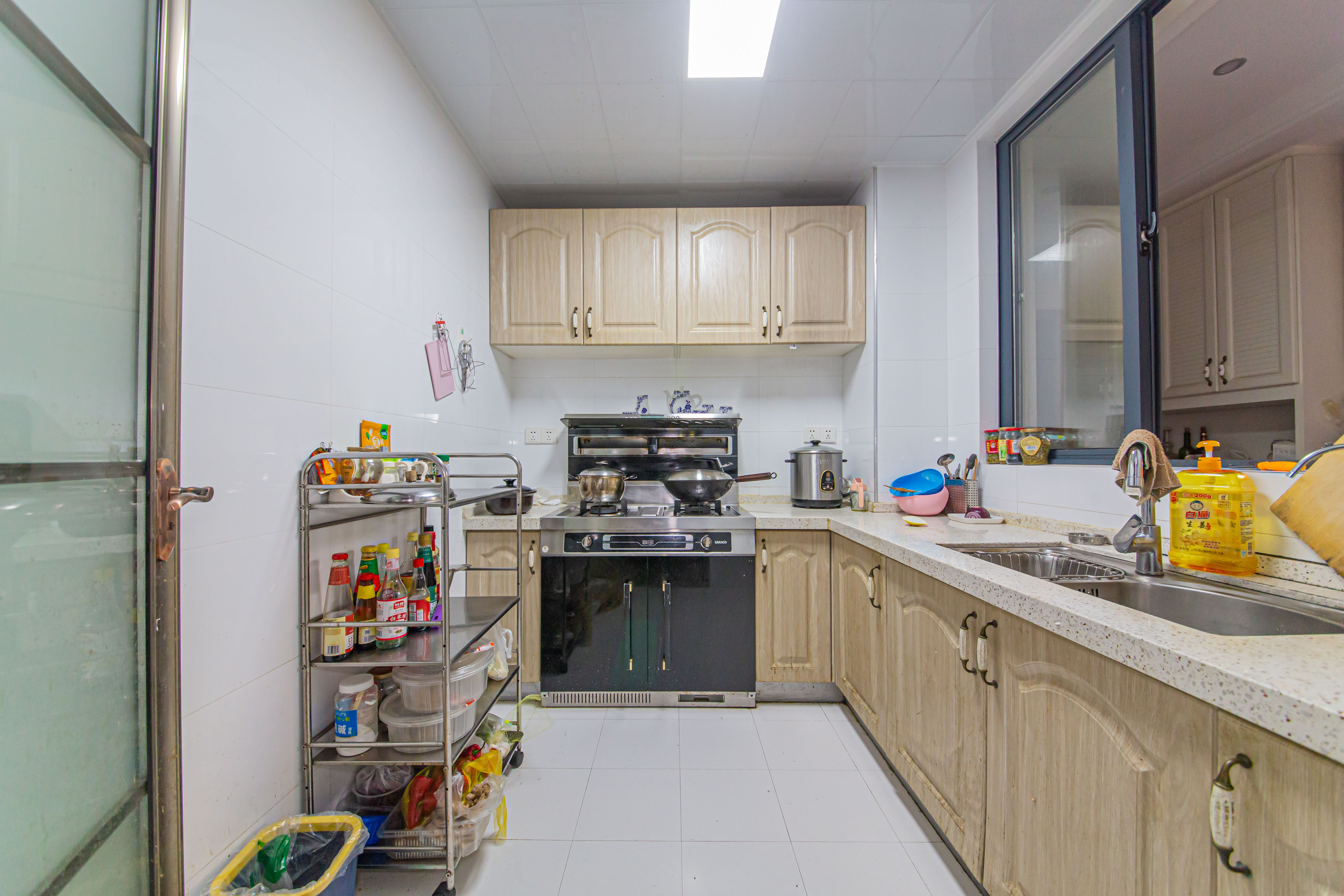 中建芙蓉嘉苑  3室2厅2卫    98.0万 中建芙蓉嘉苑  3室2厅2卫    98.0万厨房