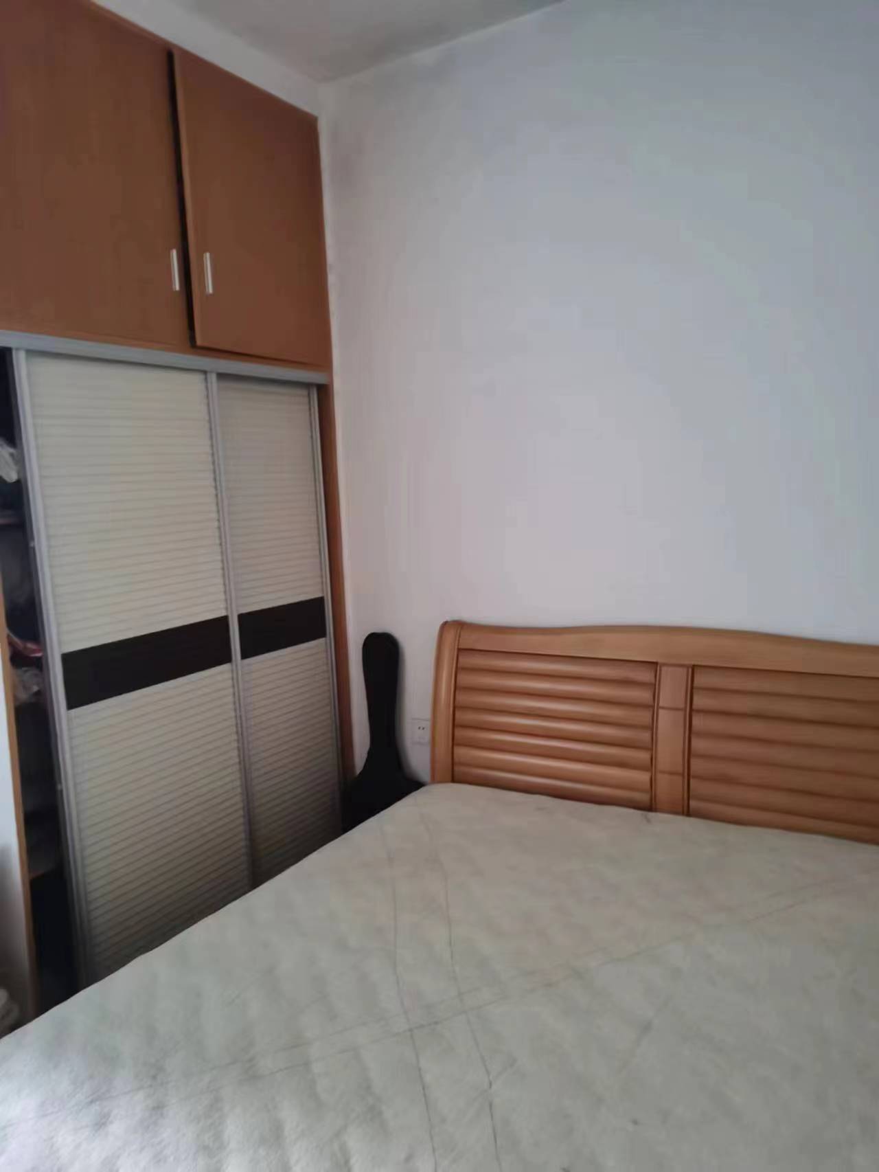 城市风景  2室2厅1卫    48.0万 城市风景  2室2厅1卫    48.0万室内图