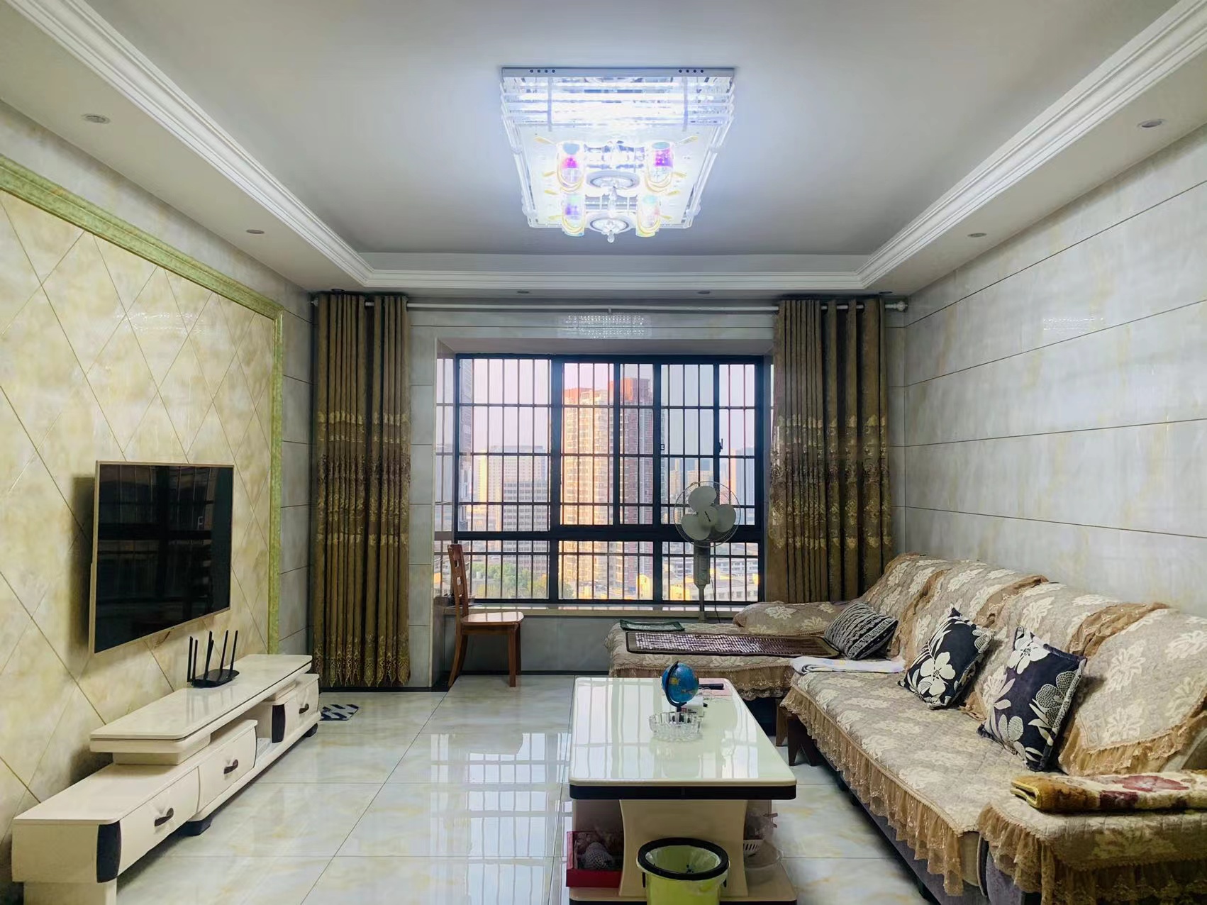 和厚园小区二期 3室2厅2卫 86.8万 和厚园小区二期 3室2厅2卫 86.8万室内图