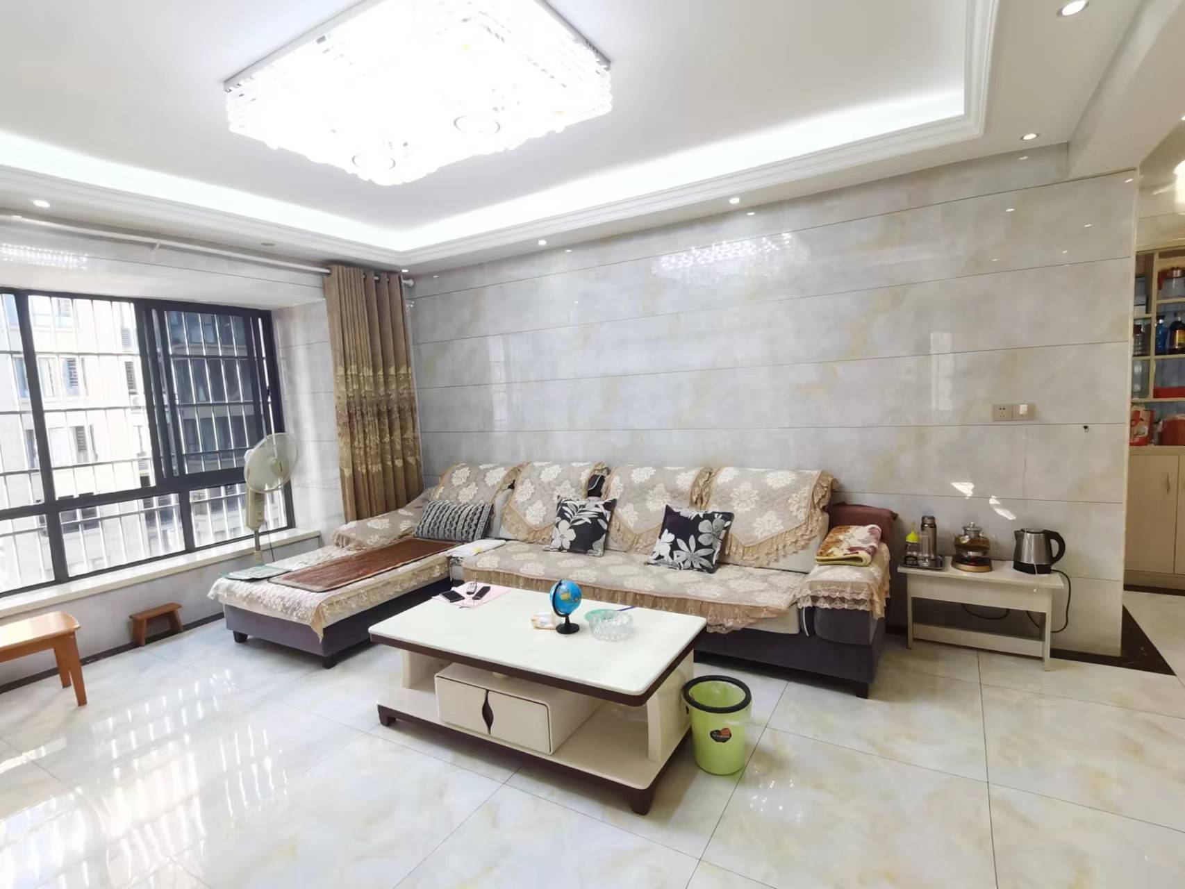 和厚园小区二期 3室2厅2卫 86.8万 和厚园小区二期 3室2厅2卫 86.8万室内图