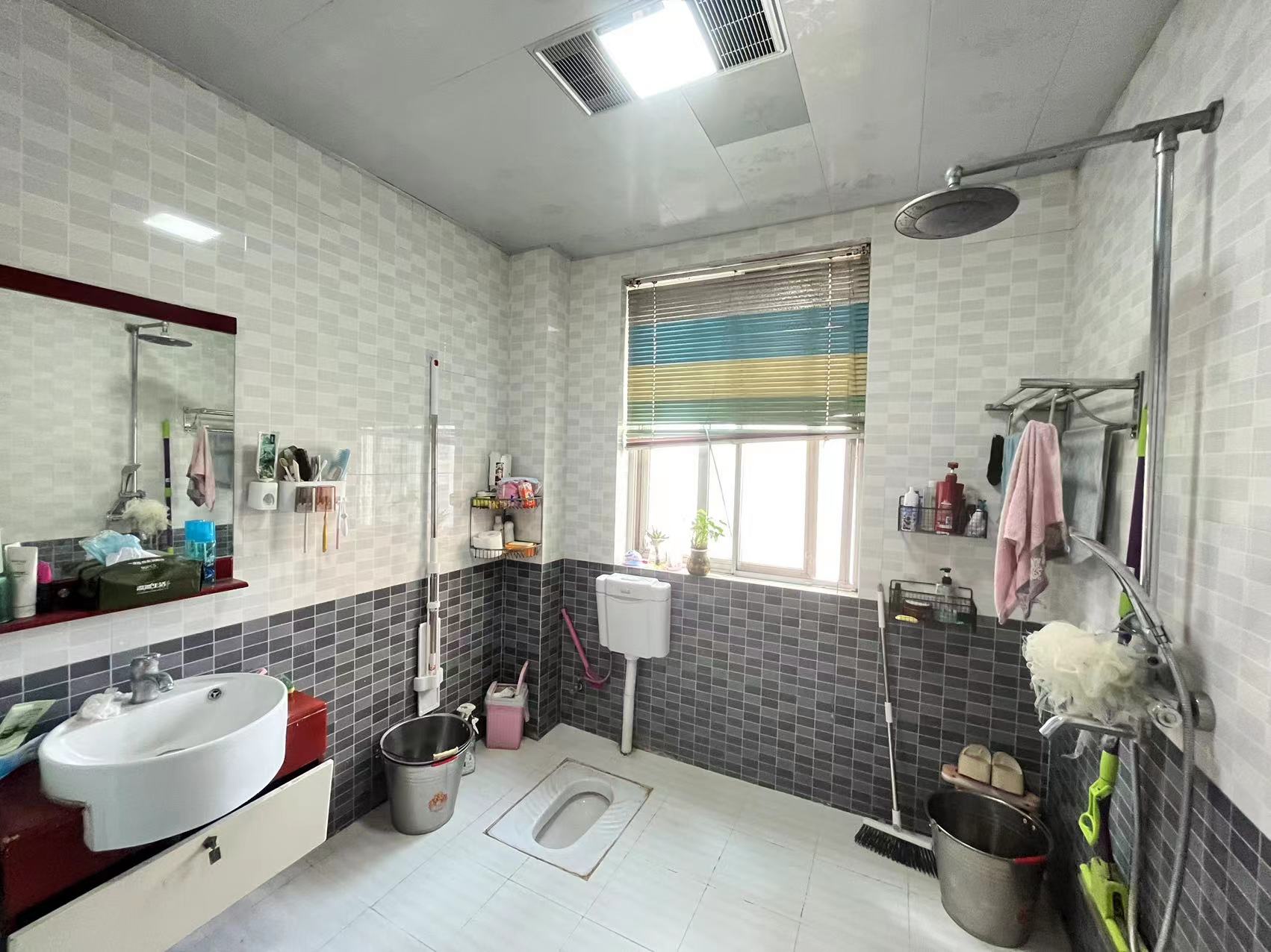 熹悦花都 3室2厅1卫 50.00万 熹悦花都 3室2厅1卫 50.00万室内图