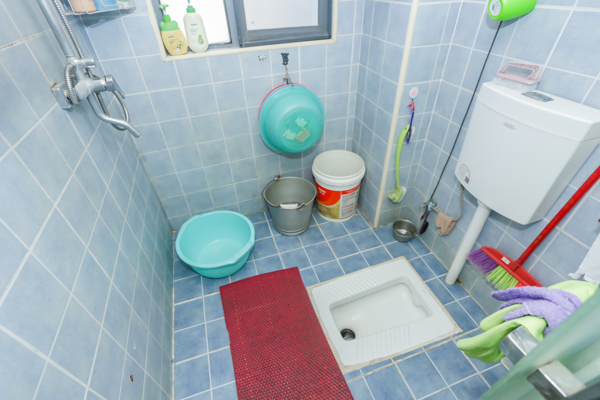 杜鹃文苑  3室2厅2卫    108.0万卫生间