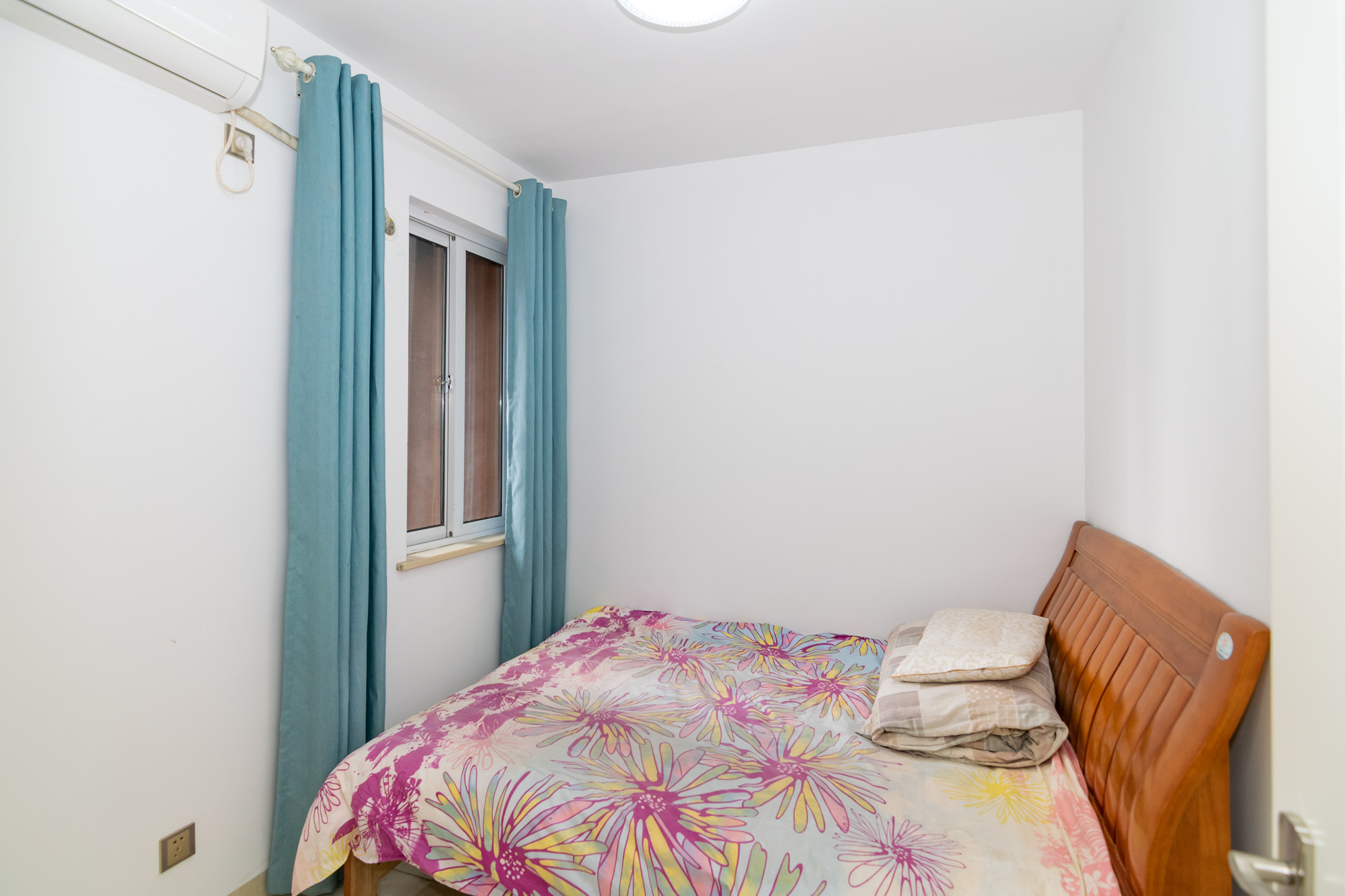 新城国际花都 3室2厅1卫 72.0万 新城国际花都 3室2厅1卫 72.0万卧室