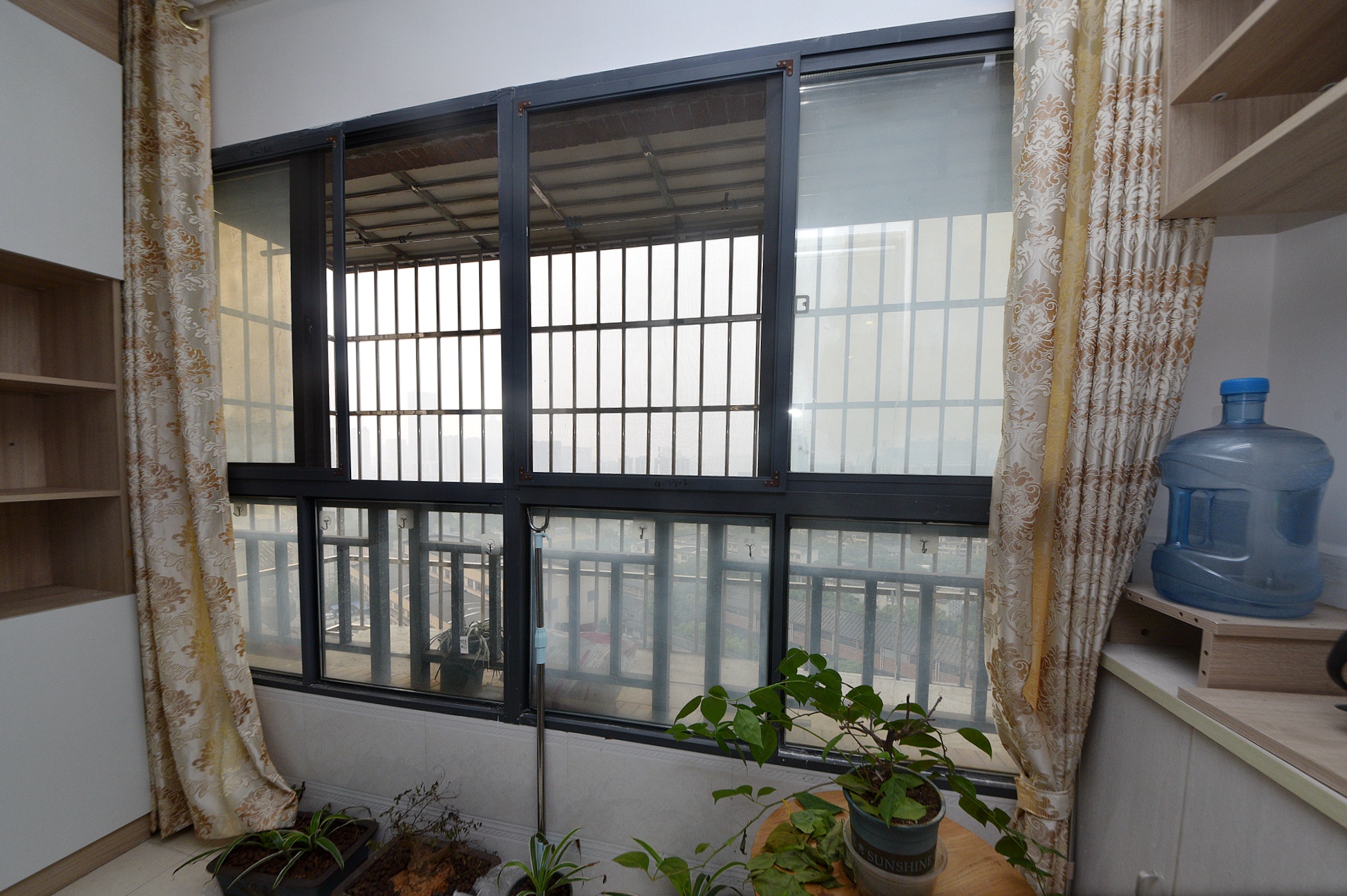 都市兰亭  3室2厅2卫   98.80万阳台