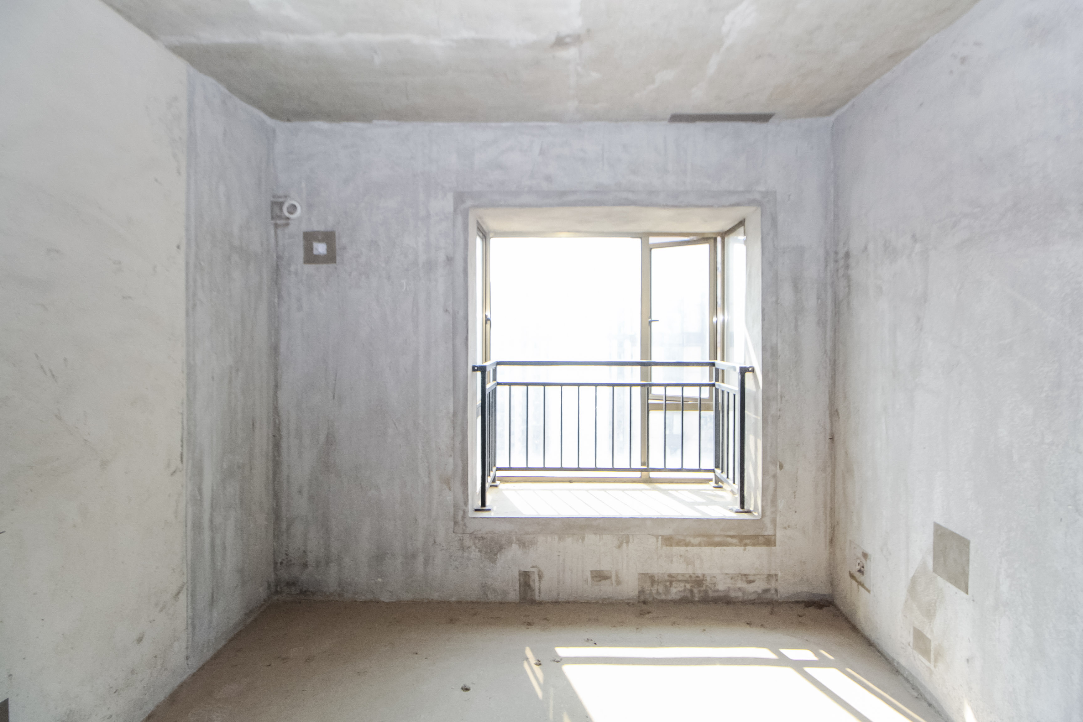 江山帝景雅典  3室2厅2卫    130.0万其他