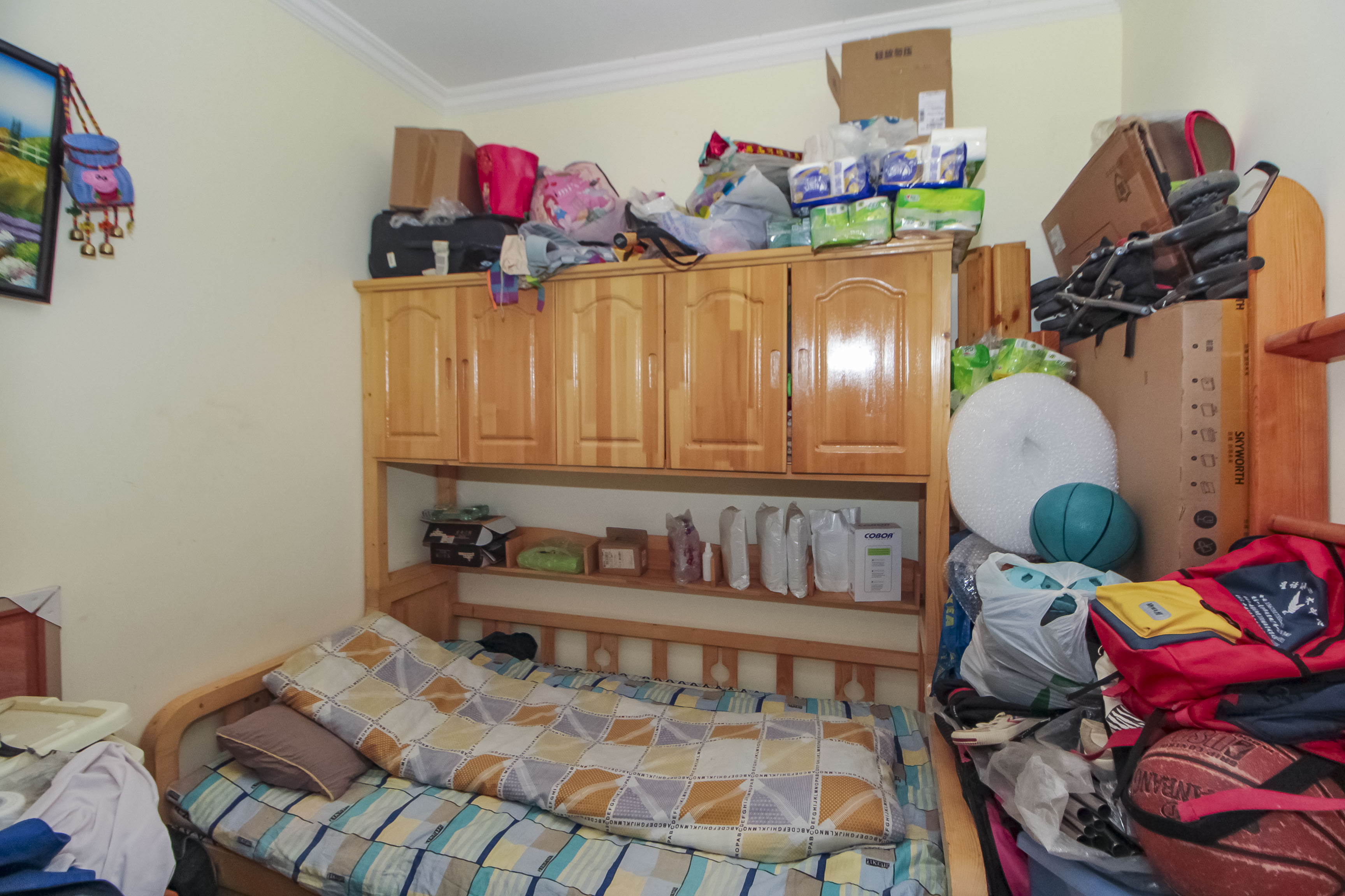 阳光100二期  4室2厅2卫    110.0万卧室