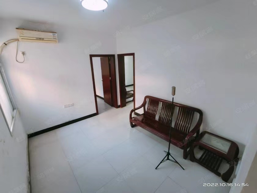 野鸭冲(新屋街) 2室1厅1卫 24.80万 野鸭冲(新屋街) 2室1厅1卫 24.80万室内图