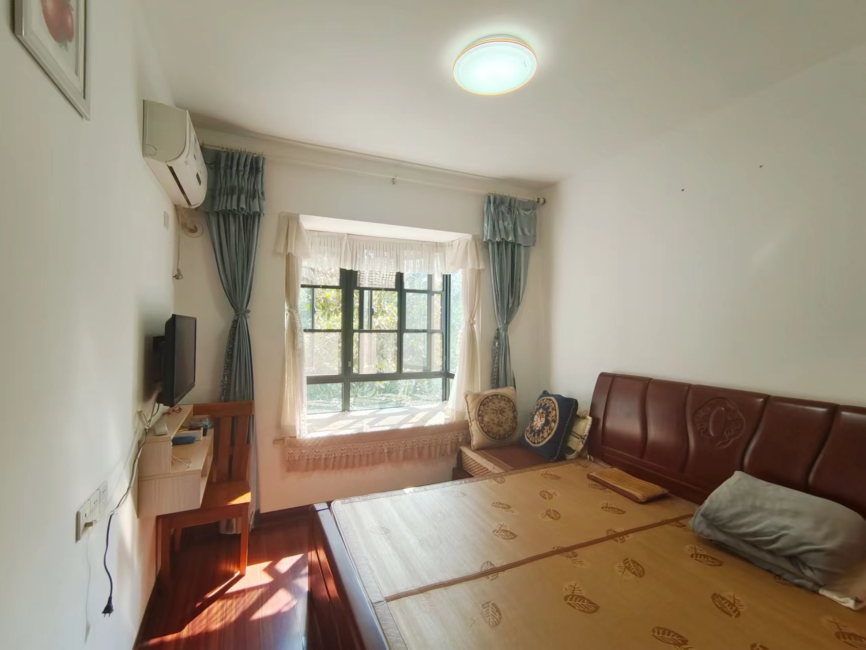 龙腾国际 2室2厅1卫 52.80万 龙腾国际 2室2厅1卫 52.80万室内图