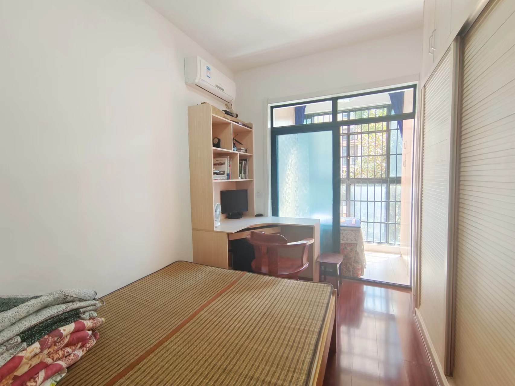 龙腾国际 2室2厅1卫 52.80万 龙腾国际 2室2厅1卫 52.80万室内图