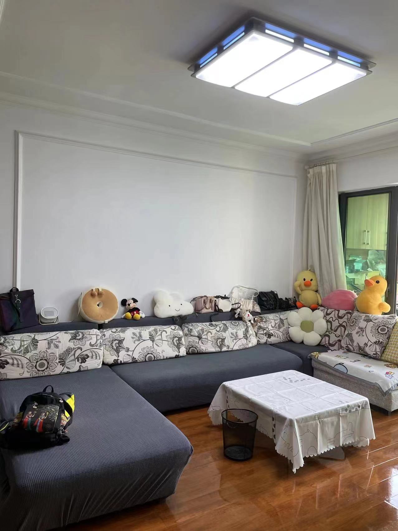 中天会展城B区  2室1厅1卫   2600.00元/月室内图