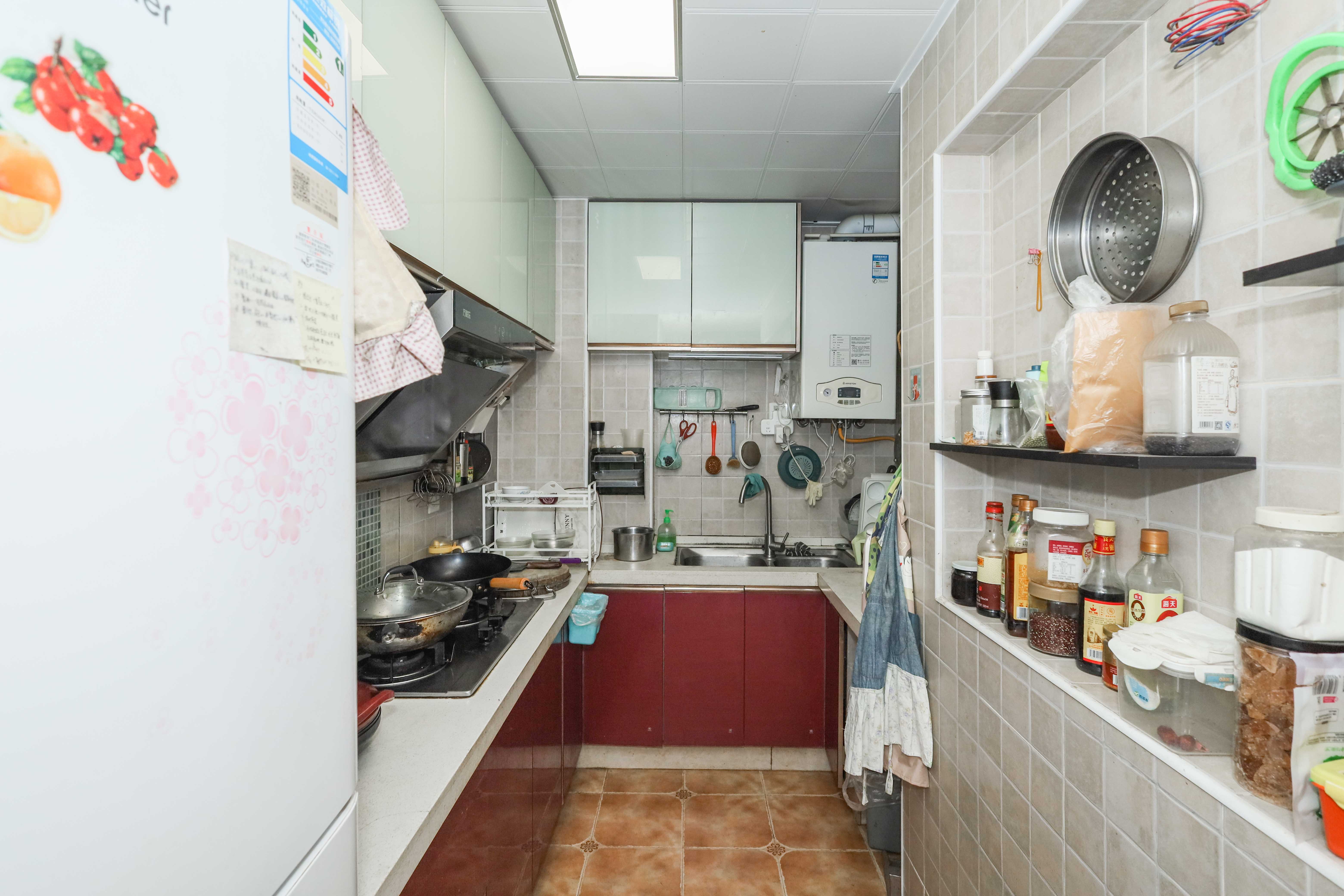 旭辉御府  3室2厅1卫    150.0万厨房