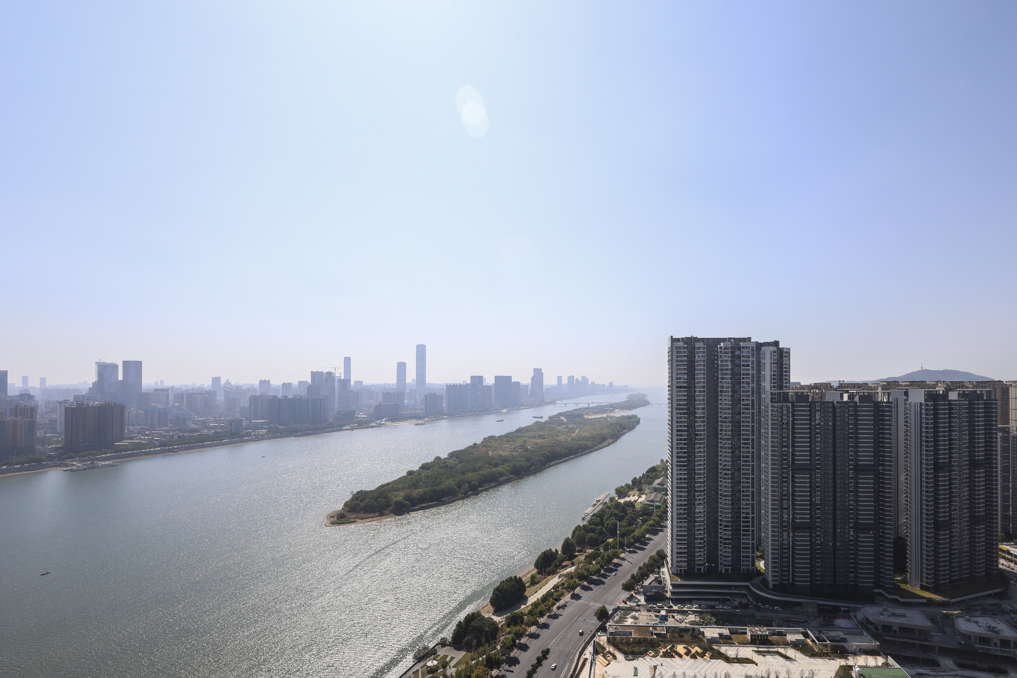 世茂外滩里（世茂铂翠湾三期）  4室2厅3卫   530.00万阳台