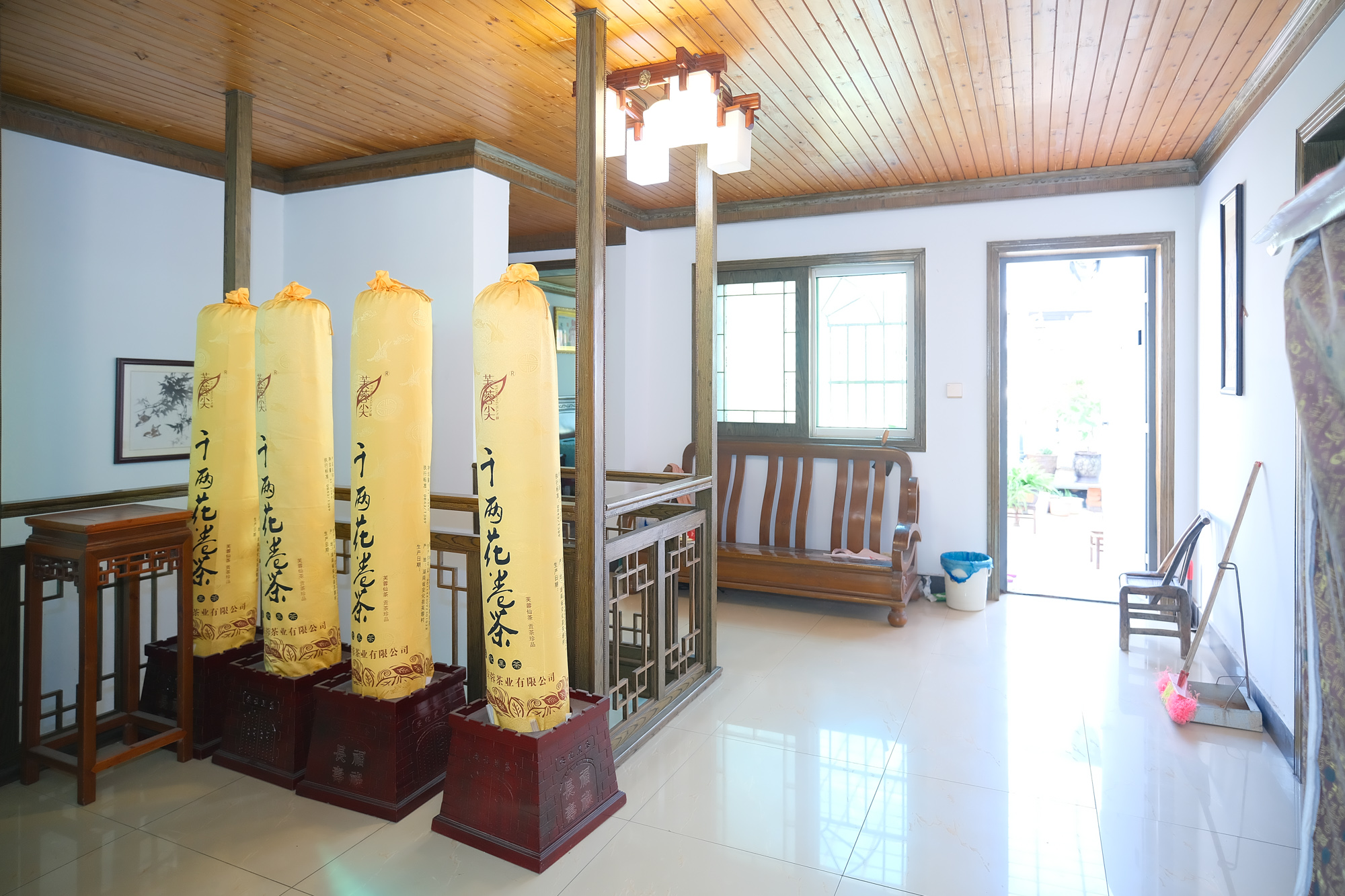 欣安小区  5室2厅3卫    99.8万其他