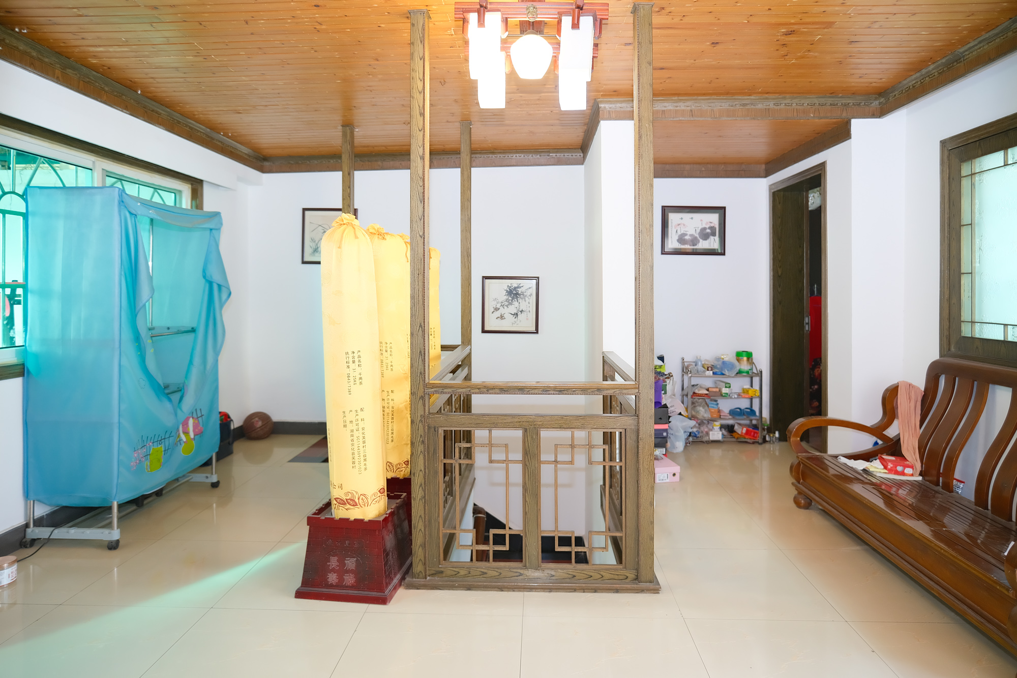 欣安小区  5室2厅3卫    99.8万其他