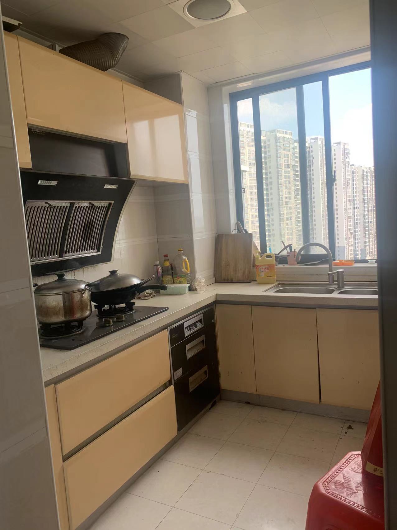 阳光新城 2室2厅1卫 52.0万 阳光新城 2室2厅1卫 52.0万室内图