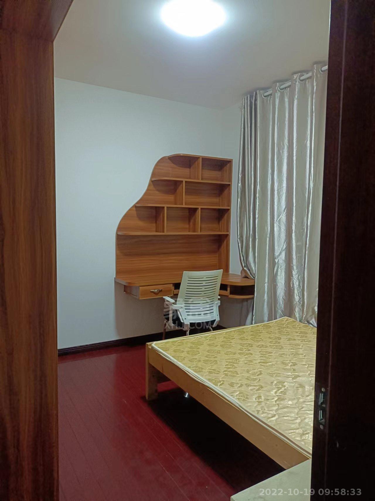 中央皇庭  2室2厅1卫   1500.00元/月室内图