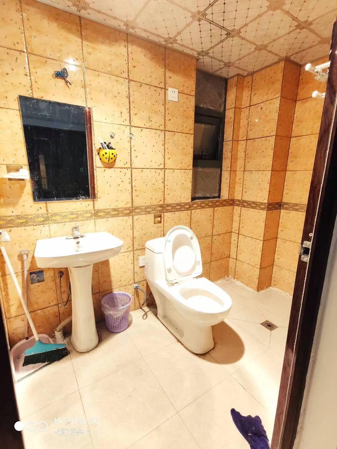 中天会展城B区  4室2厅2卫   3600.00元/月室内图