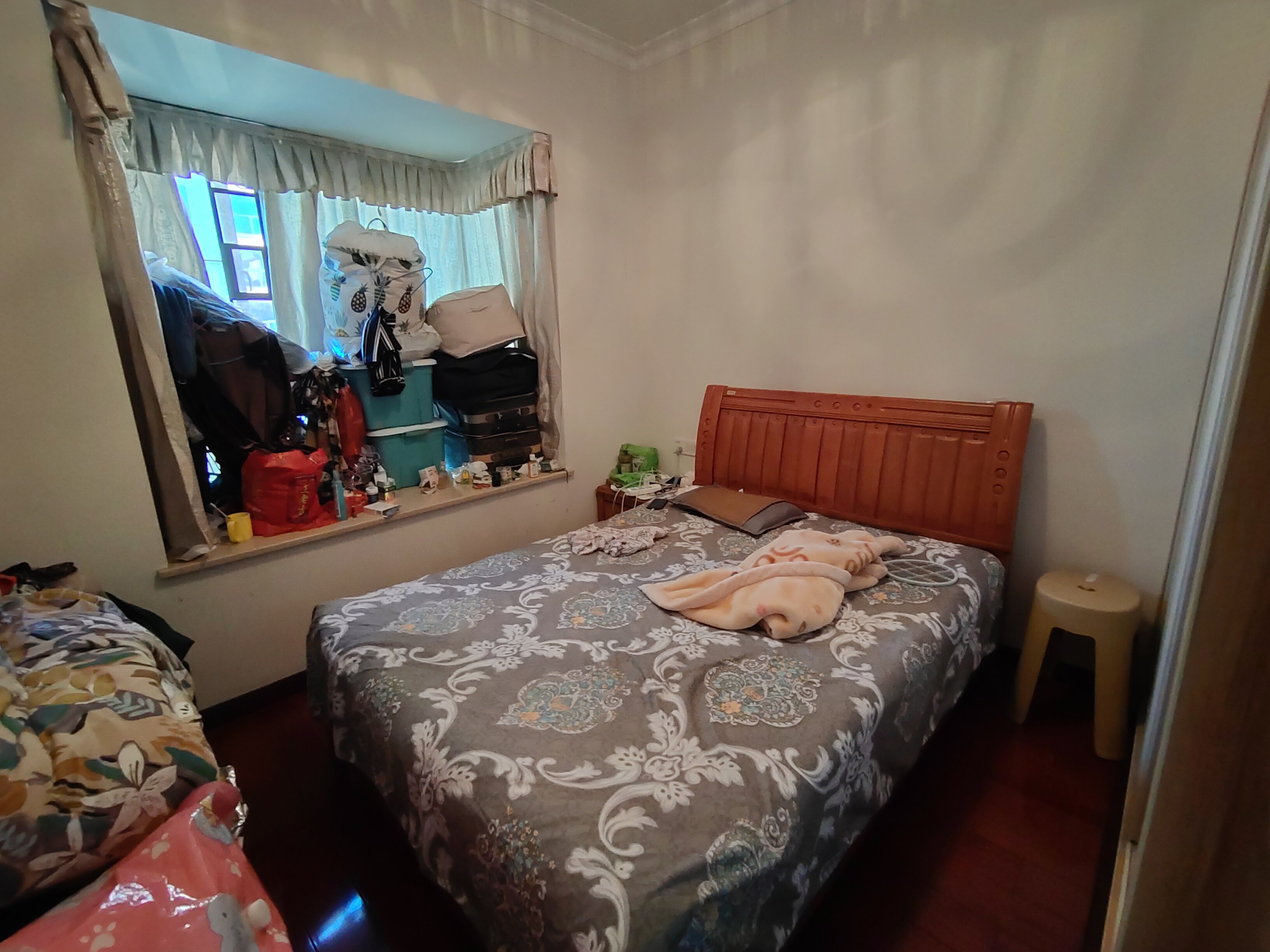 水岸花城(翠堤湾) 4室2厅2卫 56.80万 水岸花城(翠堤湾) 4室2厅2卫 56.80万室内图