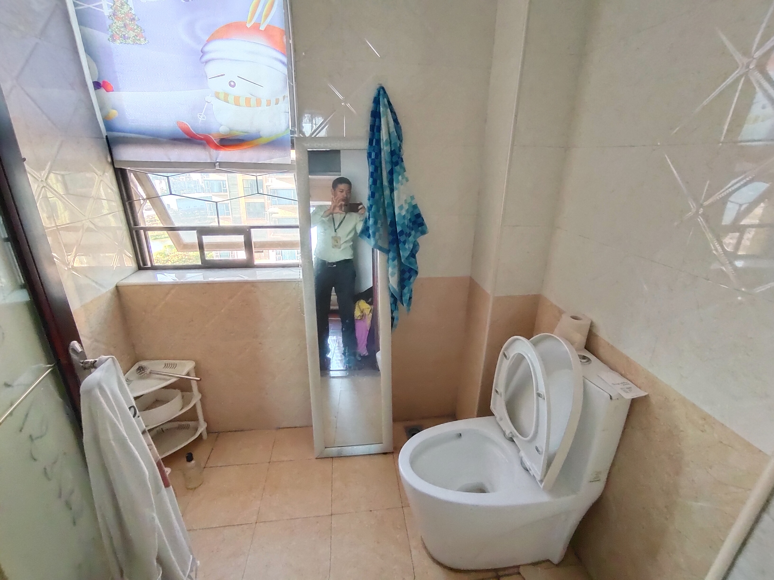 水岸花城(翠堤湾) 4室2厅2卫 56.80万 水岸花城(翠堤湾) 4室2厅2卫 56.80万室内图