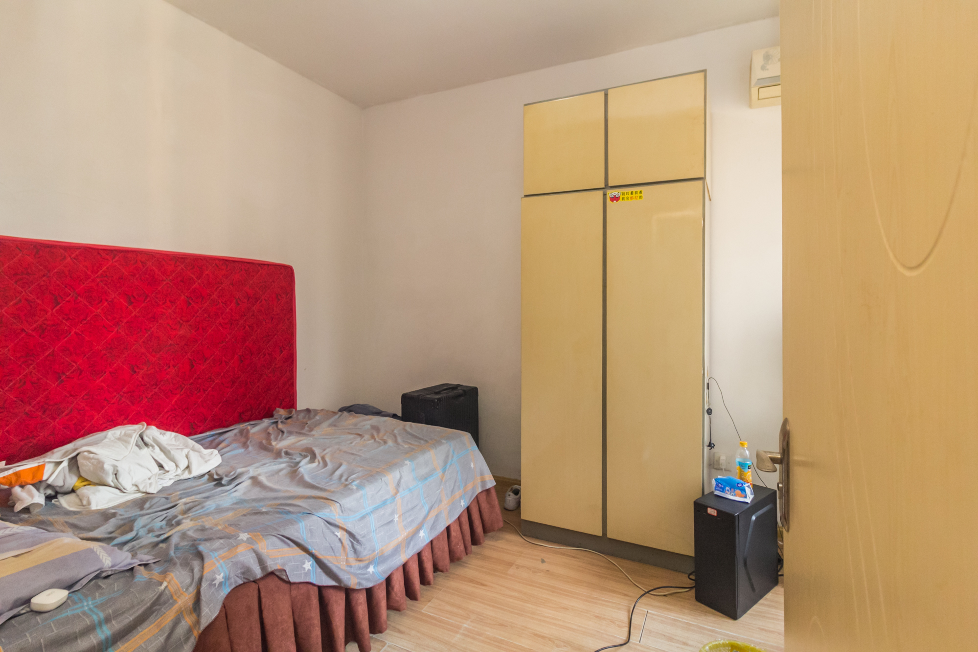 中国铁建国际城一期  2室2厅1卫    46.8万卧室