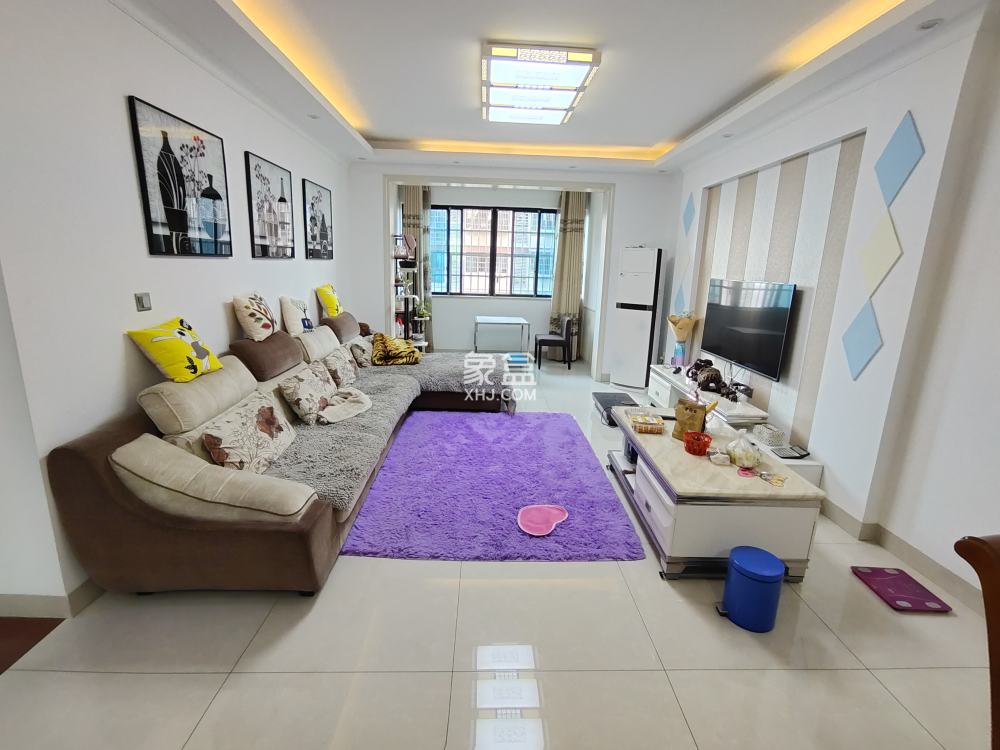 荷塘嘉苑  3室2厅2卫   71.80万