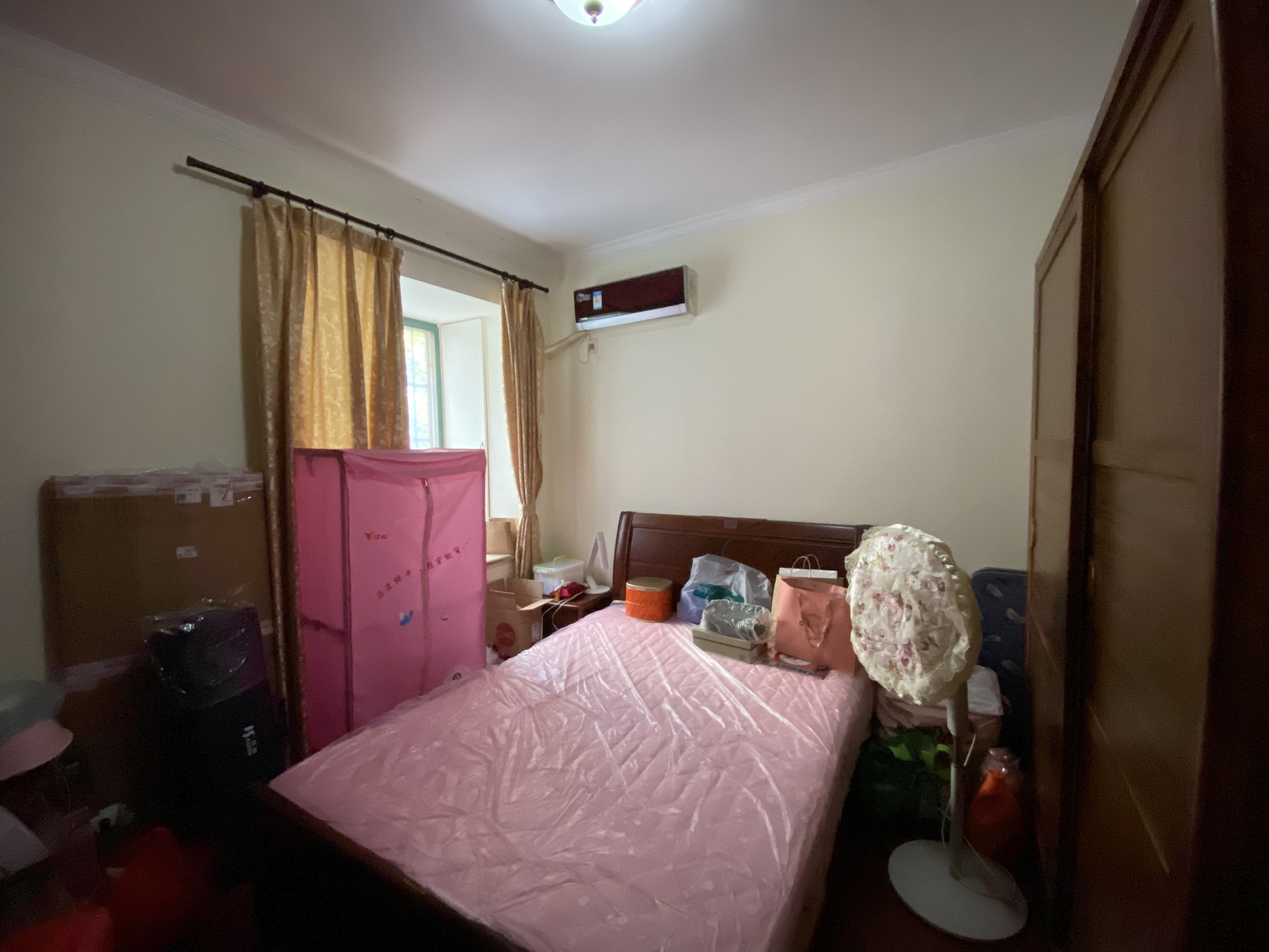 共和城 4室2厅2卫 120.0万 共和城 4室2厅2卫 120.0万室内图