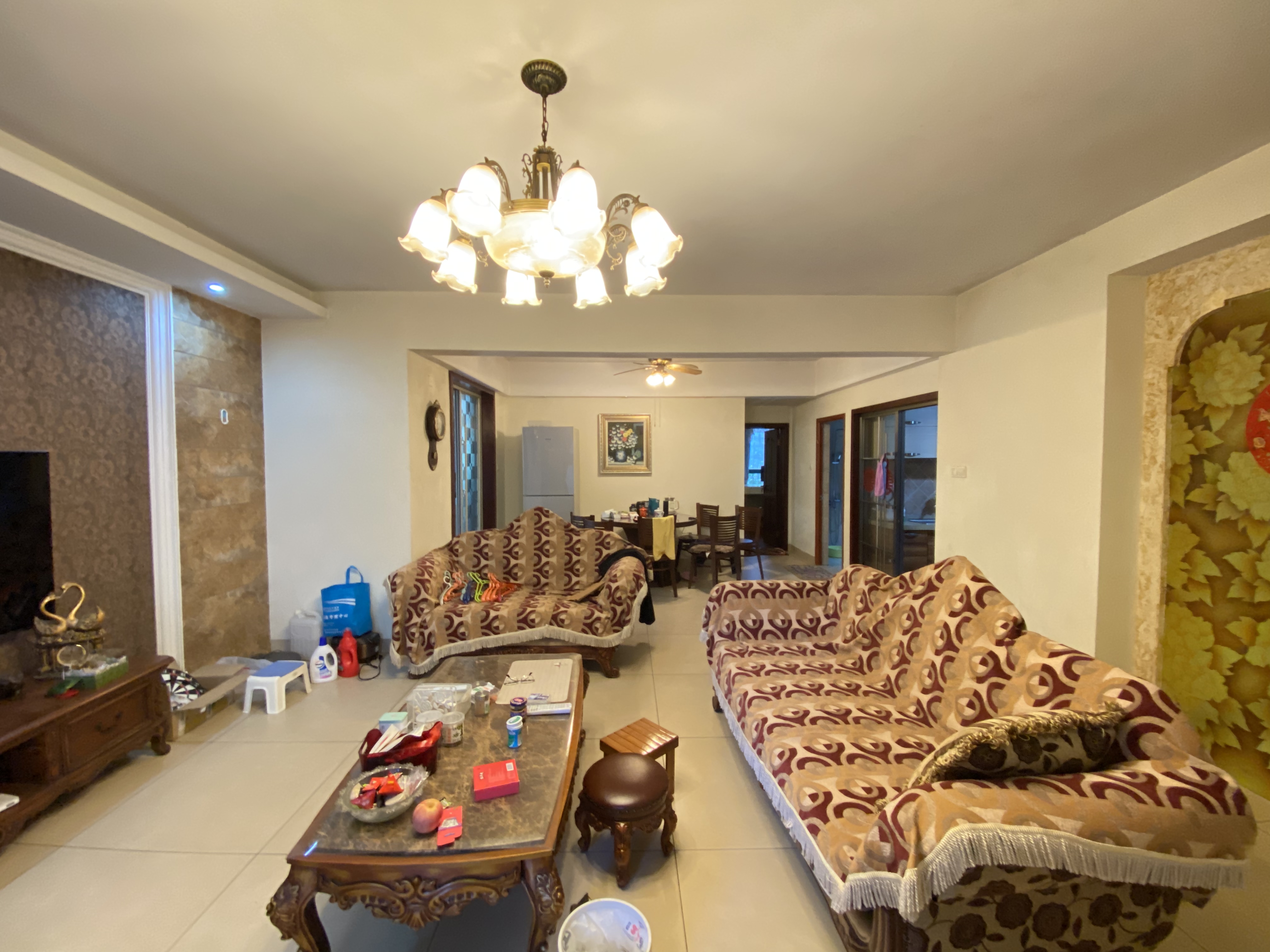 共和城 4室2厅2卫 120.0万 共和城 4室2厅2卫 120.0万室内图