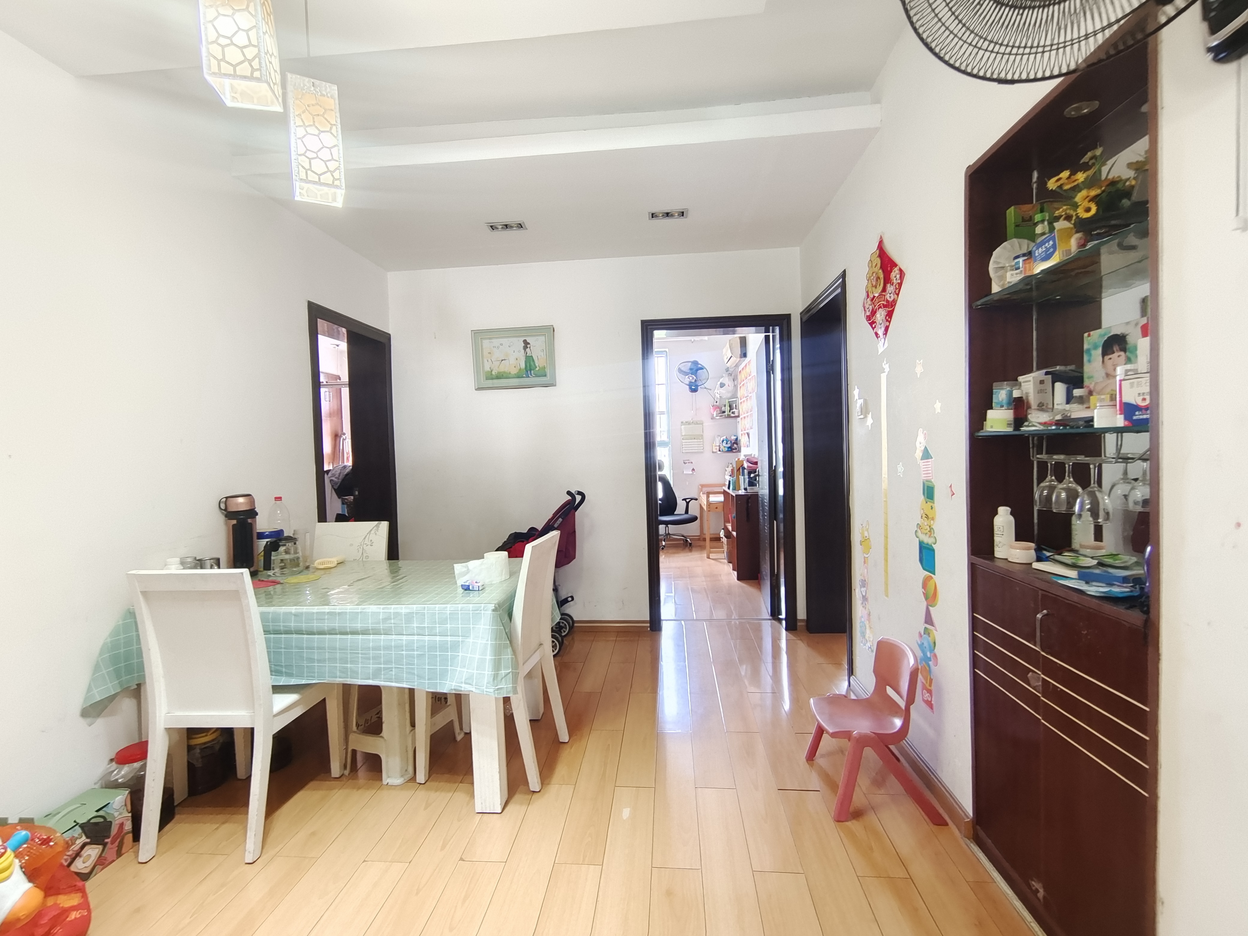 天鹅湖畔 3室2厅2卫 59.8万 天鹅湖畔 3室2厅2卫 59.8万室内图