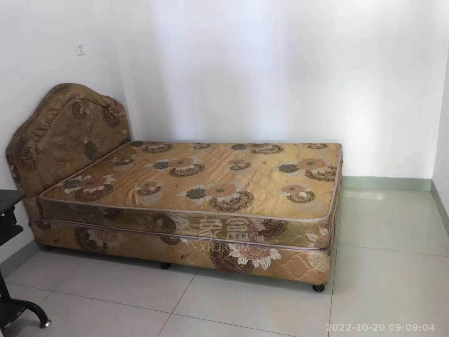 银河大厦 3室2厅1卫 1780.00元/月 银河大厦 3室2厅1卫 1780.00元/月室内图