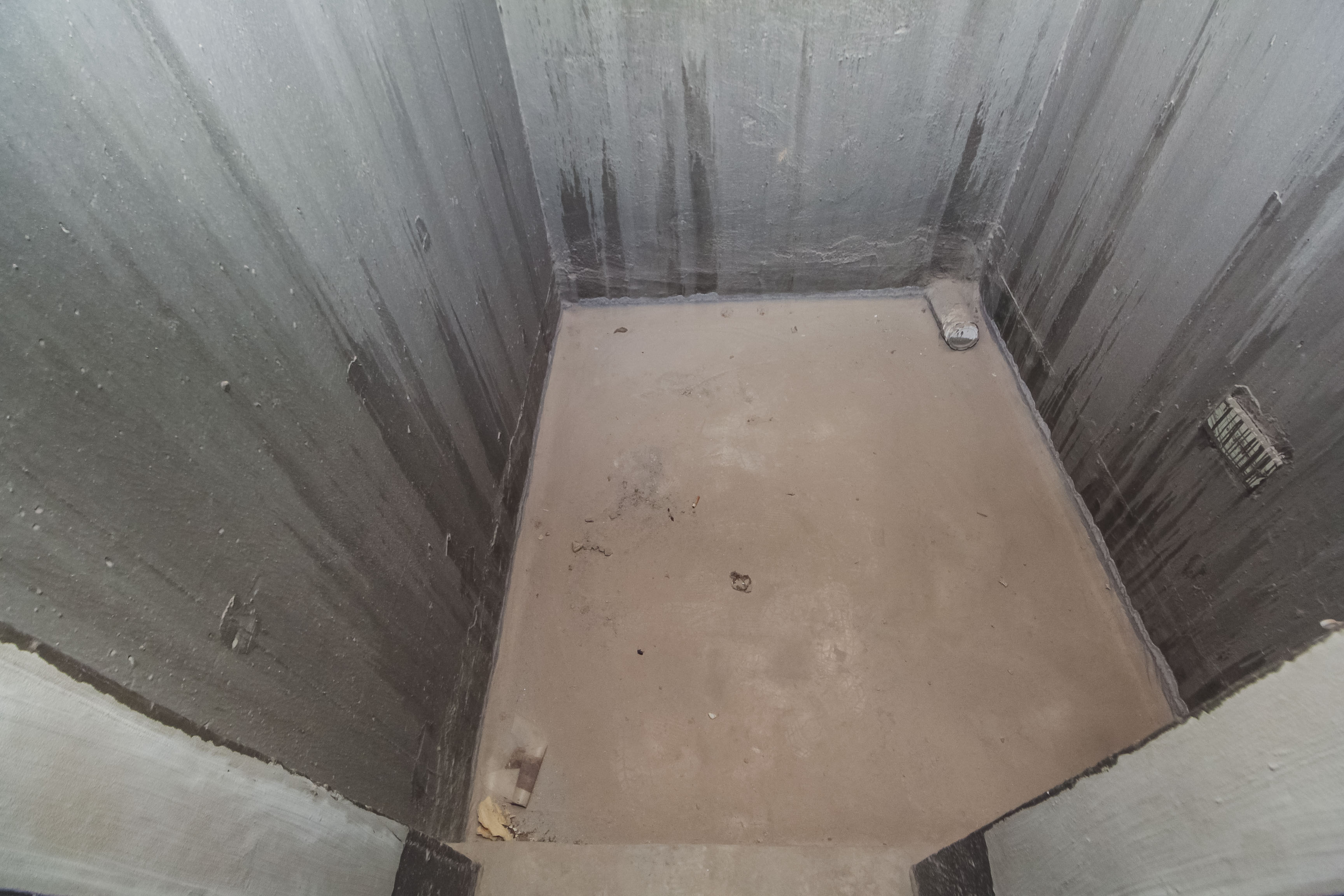 蓝光雍锦半岛  5室2厅3卫    380.0万卫生间