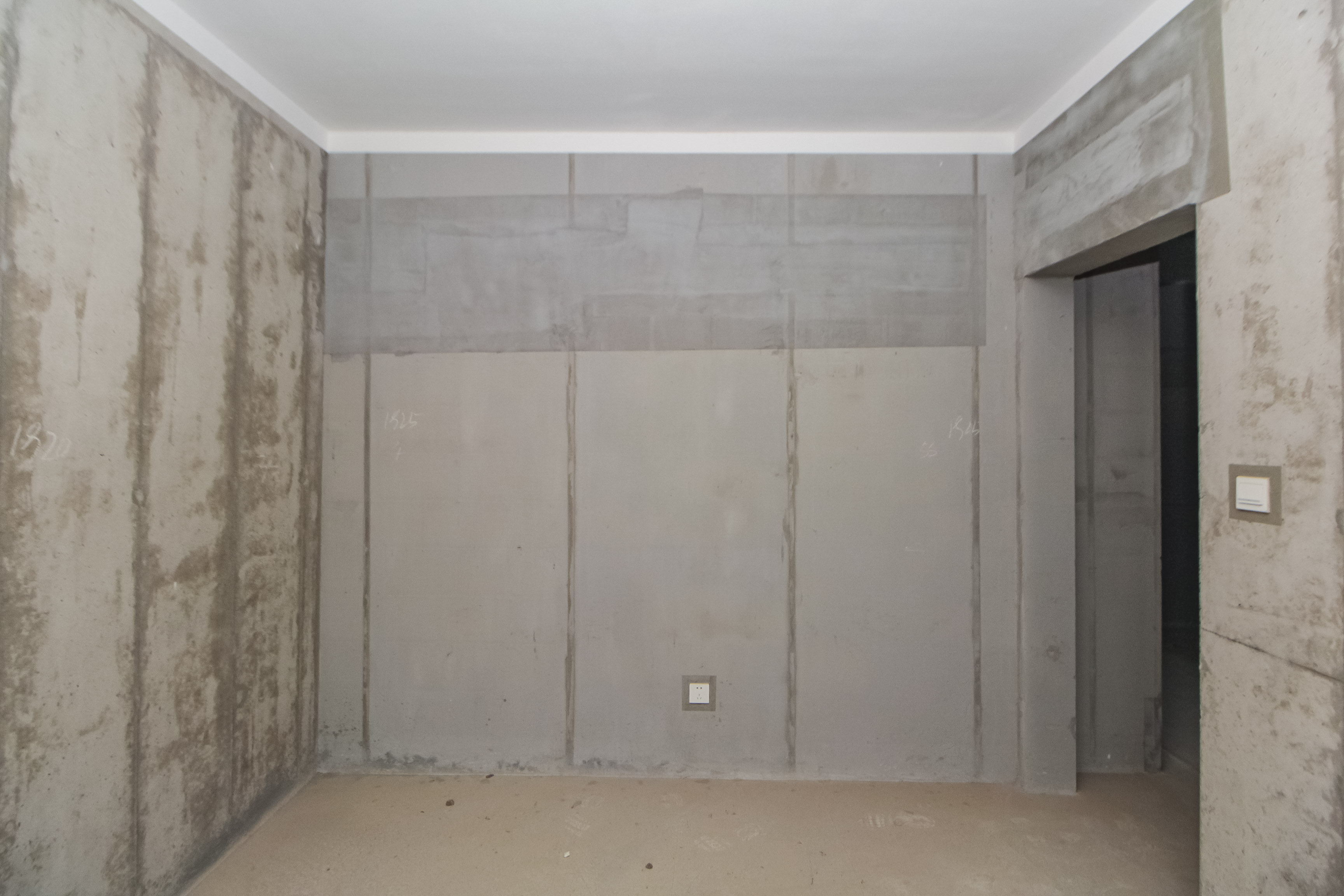 蓝光雍锦半岛  5室2厅3卫    380.0万卧室