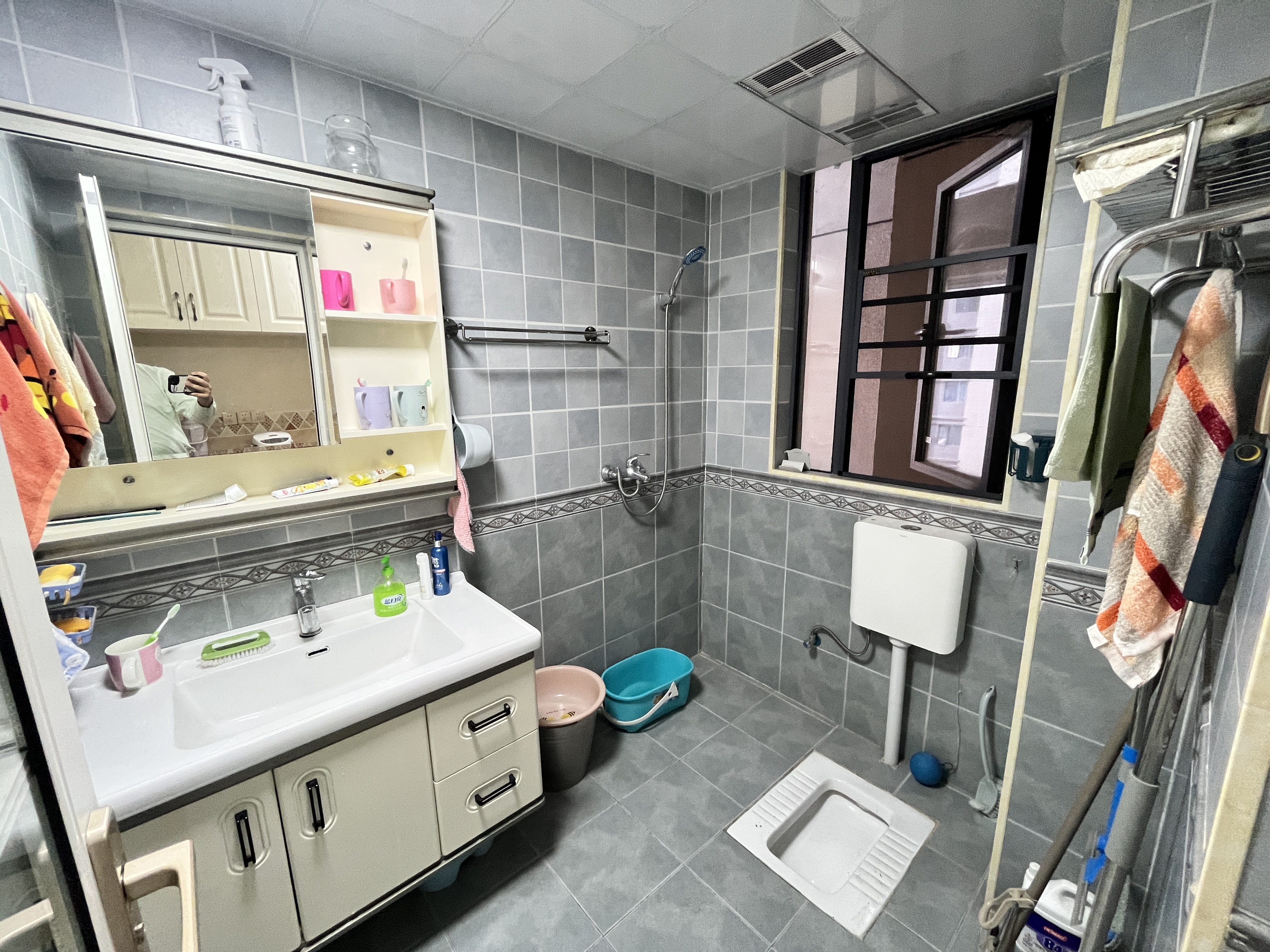 流金岁月-华晨国际 2室2厅2卫 50.00万 流金岁月-华晨国际 2室2厅2卫 50.00万室内图