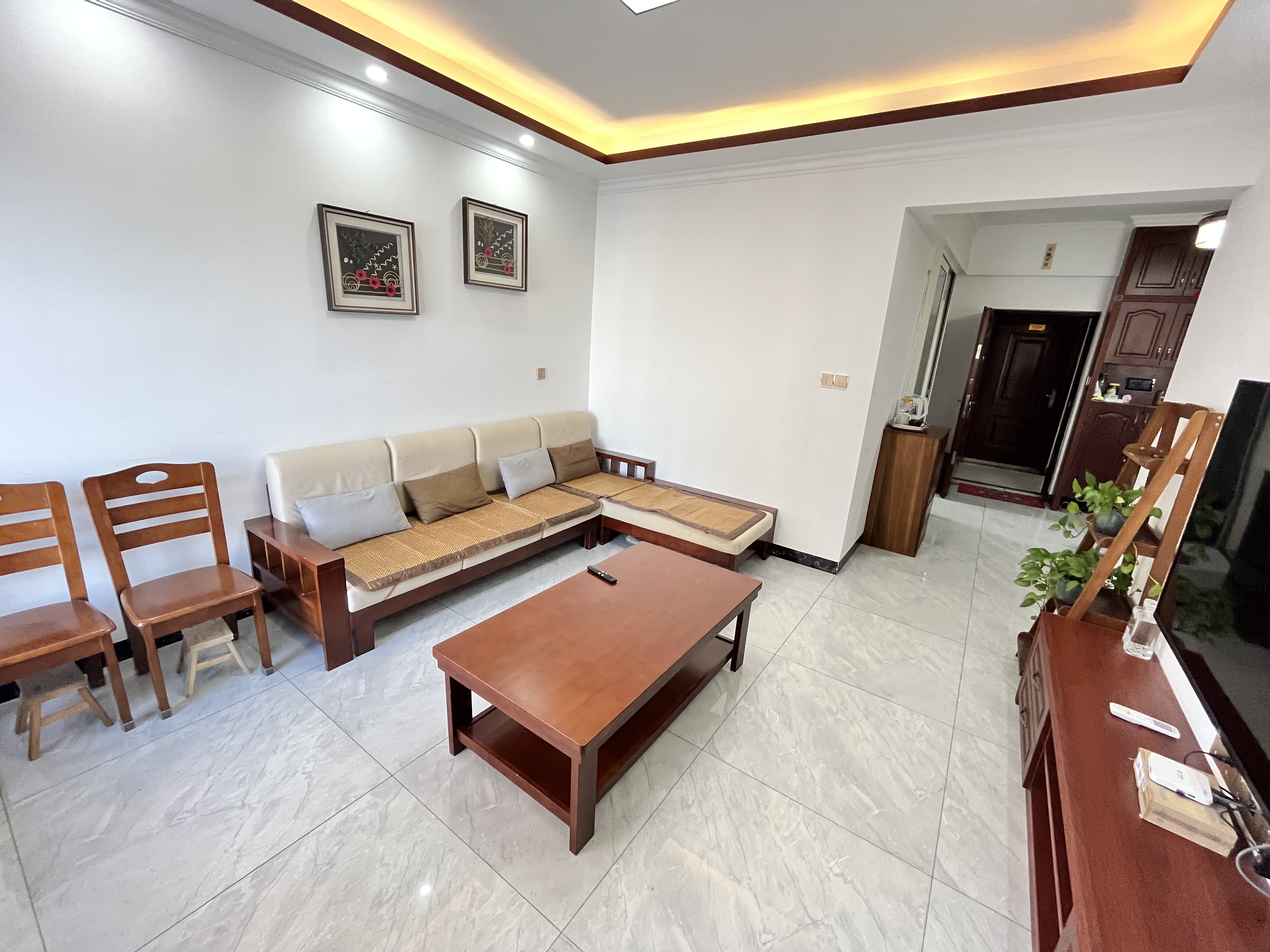 流金岁月-华晨国际 2室2厅2卫 50.00万 流金岁月-华晨国际 2室2厅2卫 50.00万室内图