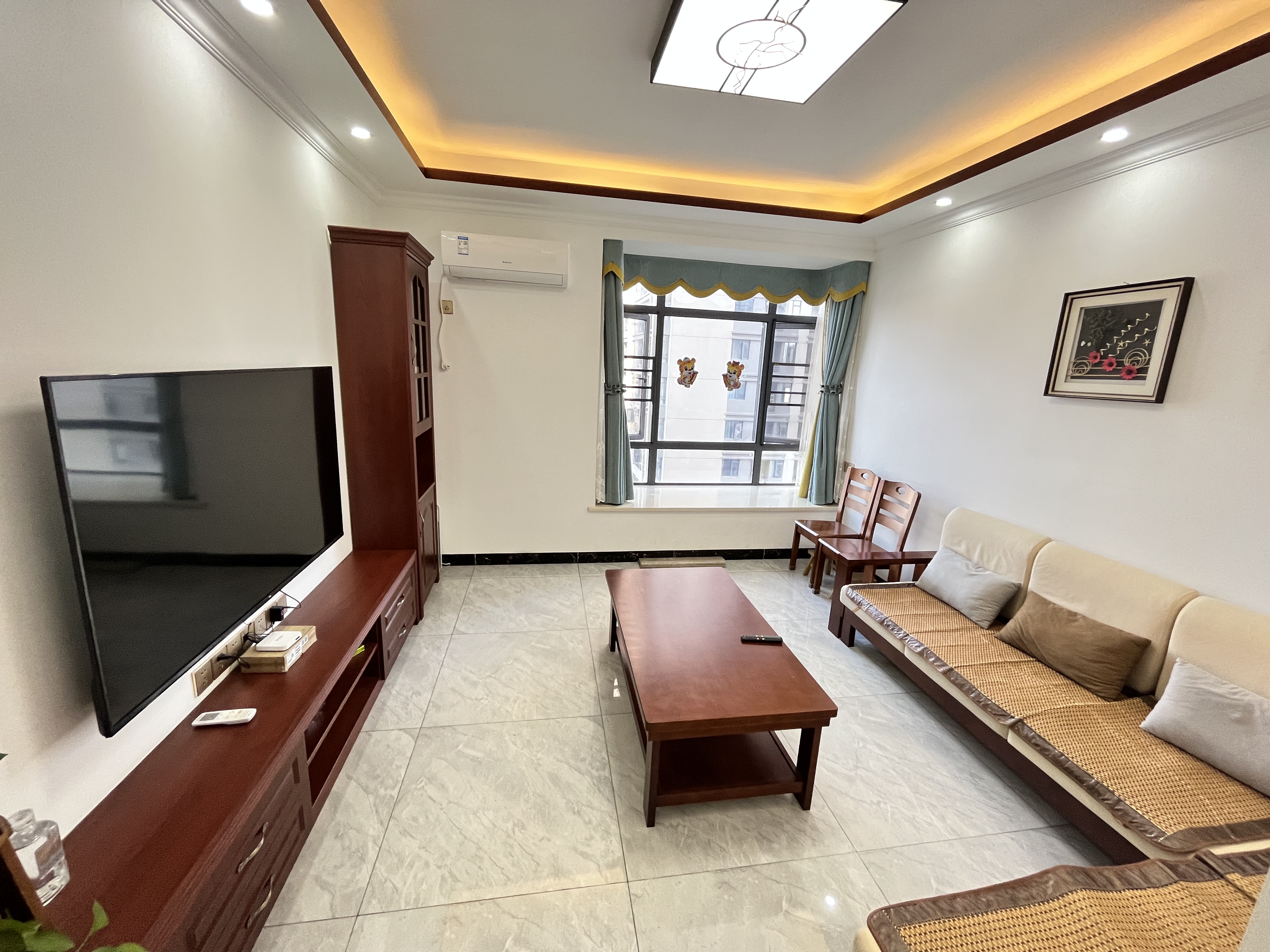 流金岁月-华晨国际 2室2厅2卫 50.00万 流金岁月-华晨国际 2室2厅2卫 50.00万室内图