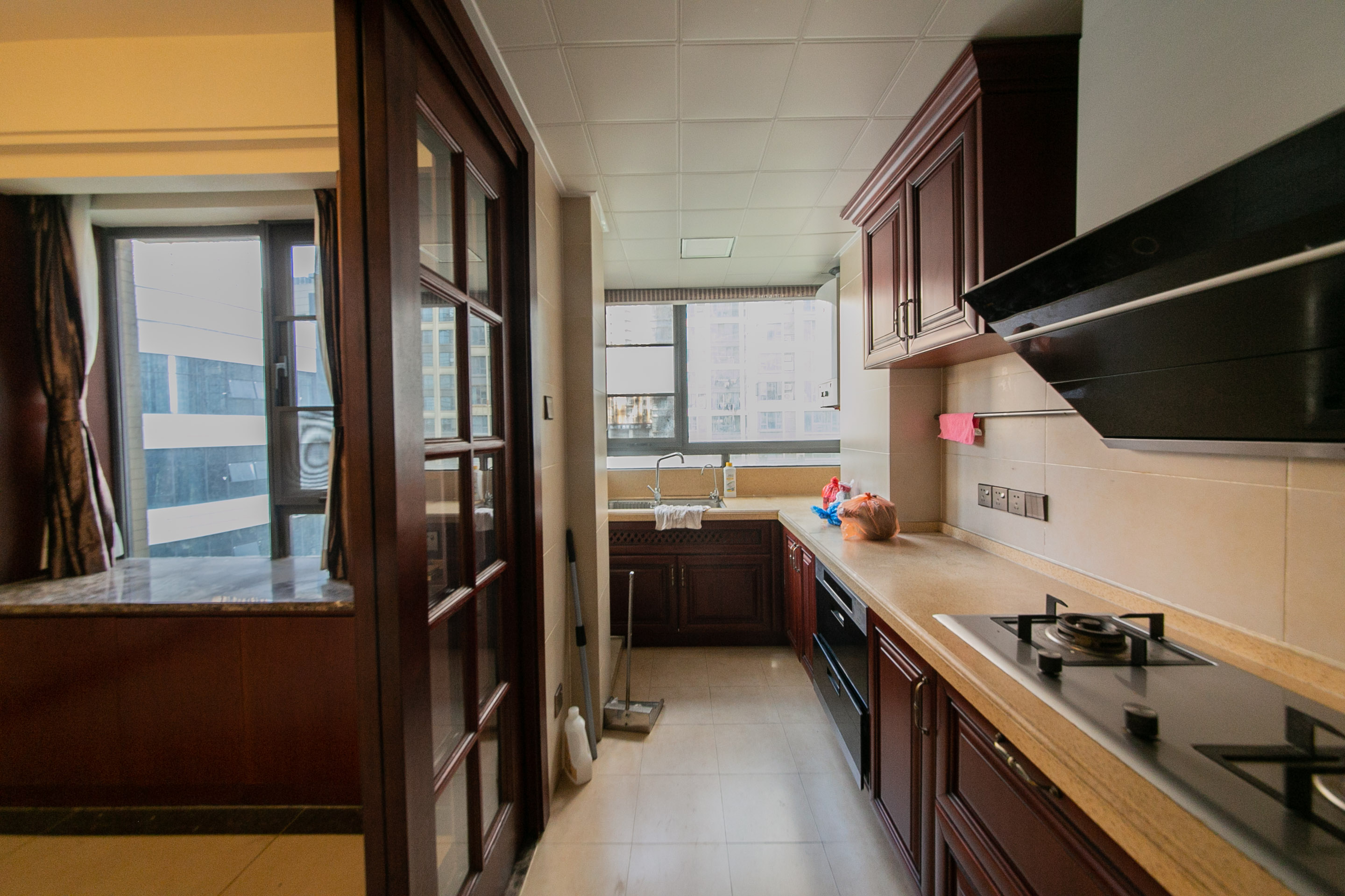 天健壹平方英里（天健芙蓉盛世二期）  4室2厅2卫    249.0万厨房