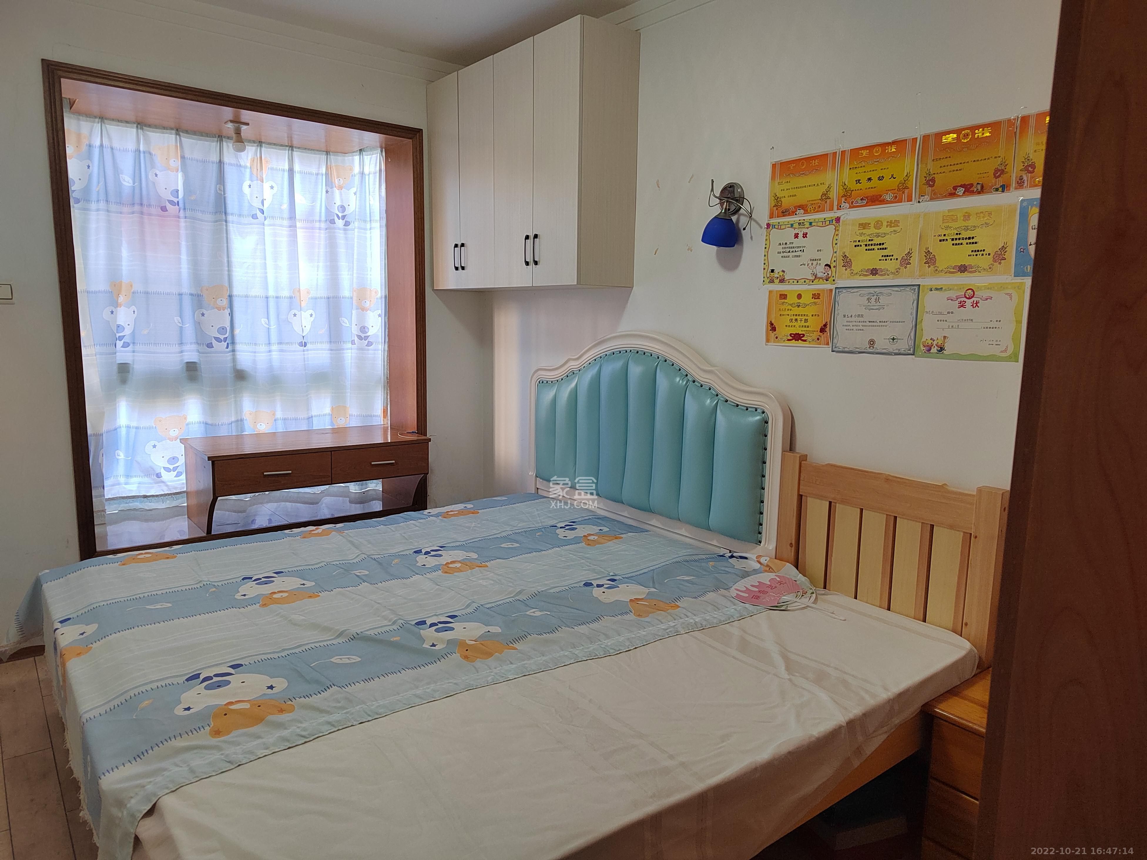 东方名都百草园  3室2厅2卫   2300.00元/月室内图