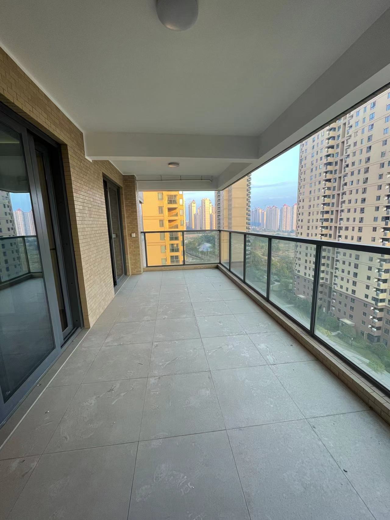 晋合湘水湾六期 4室2厅2卫 160.0万 晋合湘水湾六期 4室2厅2卫 160.0万室内图