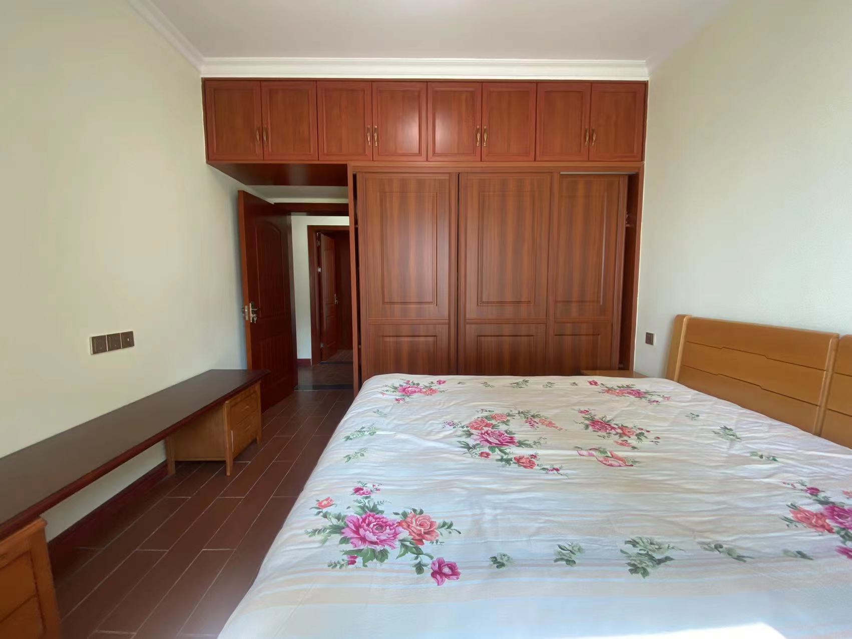 康馨佳园  2室2厅1卫    62.8万 康馨佳园  2室2厅1卫    62.8万室内图