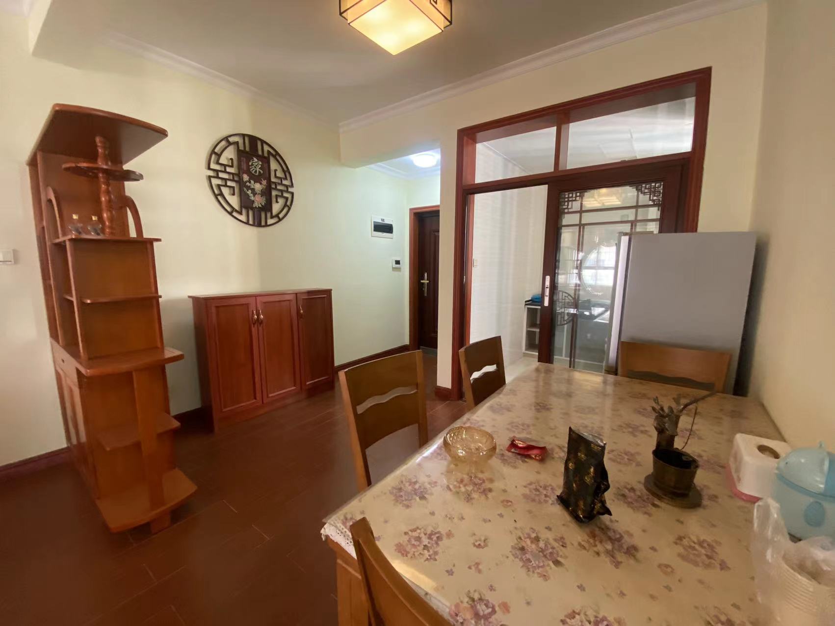 康馨佳园  2室2厅1卫    62.8万 康馨佳园  2室2厅1卫    62.8万室内图