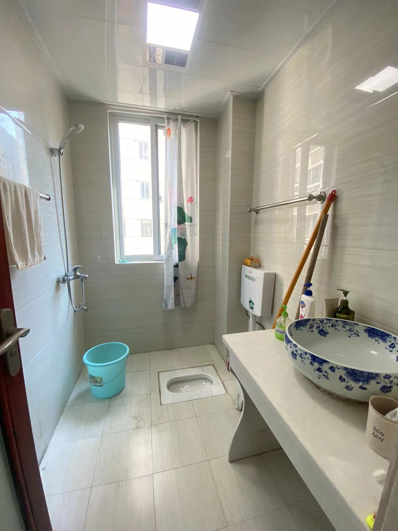 康馨佳园  2室2厅1卫    62.8万 康馨佳园  2室2厅1卫    62.8万室内图