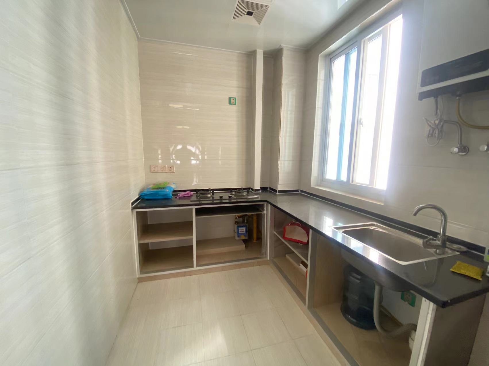 康馨佳园  2室2厅1卫    62.8万 康馨佳园  2室2厅1卫    62.8万室内图