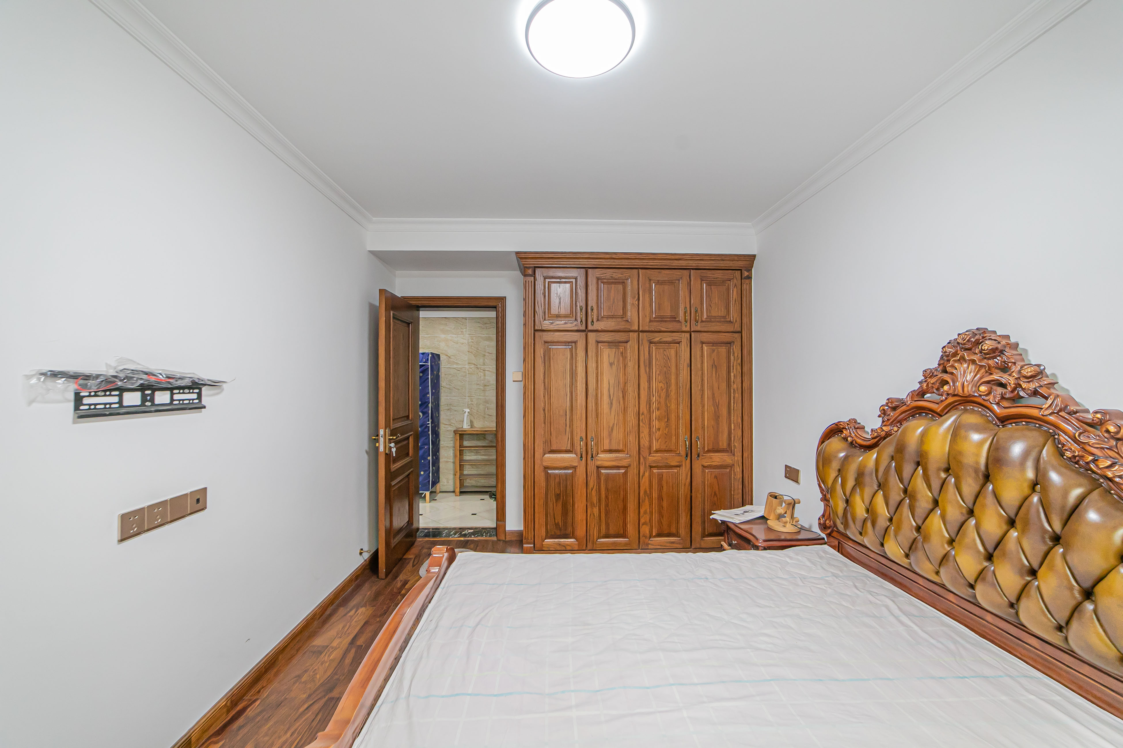 海伦春天  5室3厅2卫    318.0万 海伦春天  5室3厅2卫    318.0万其他