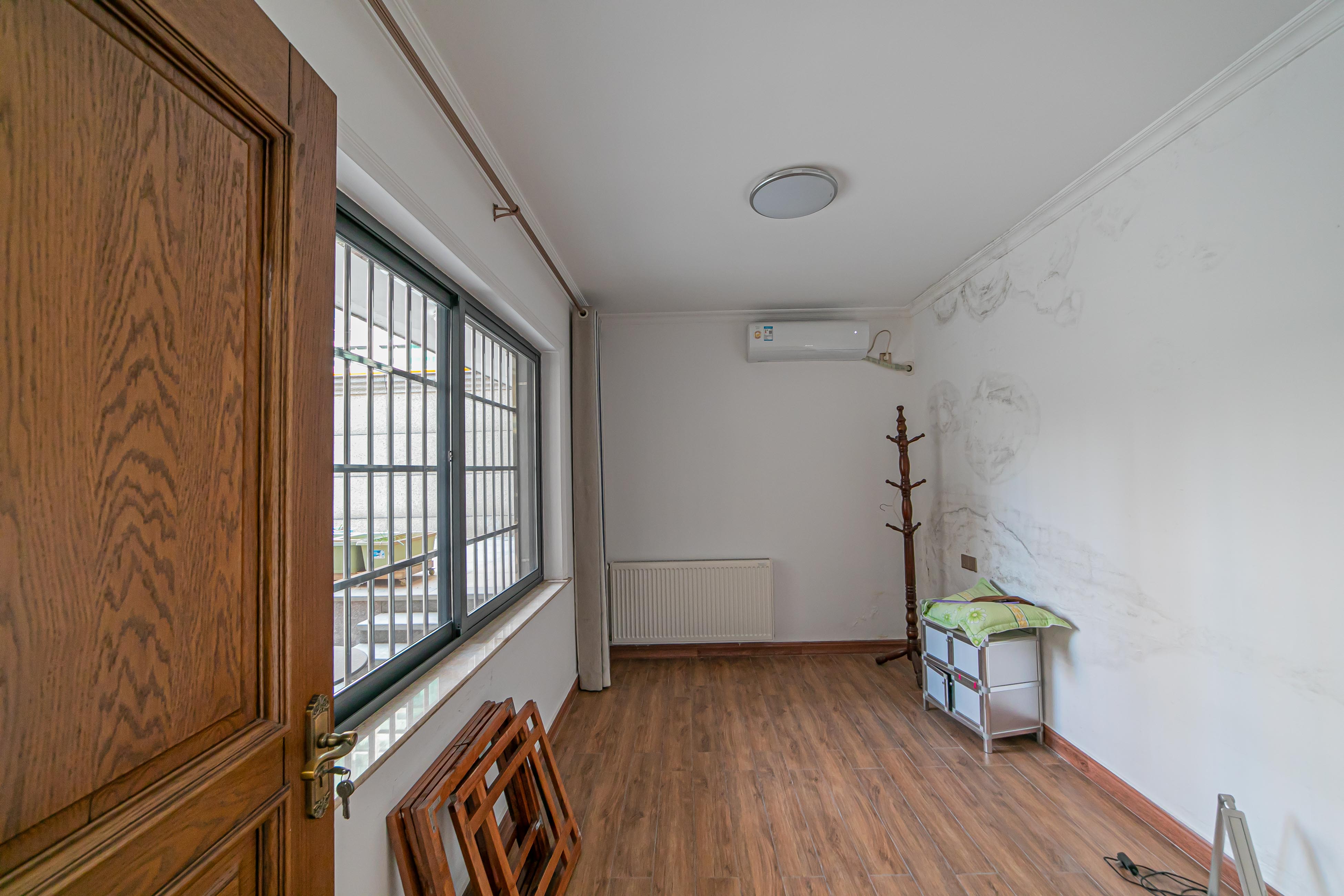 海伦春天  5室3厅2卫    318.0万 海伦春天  5室3厅2卫    318.0万其他