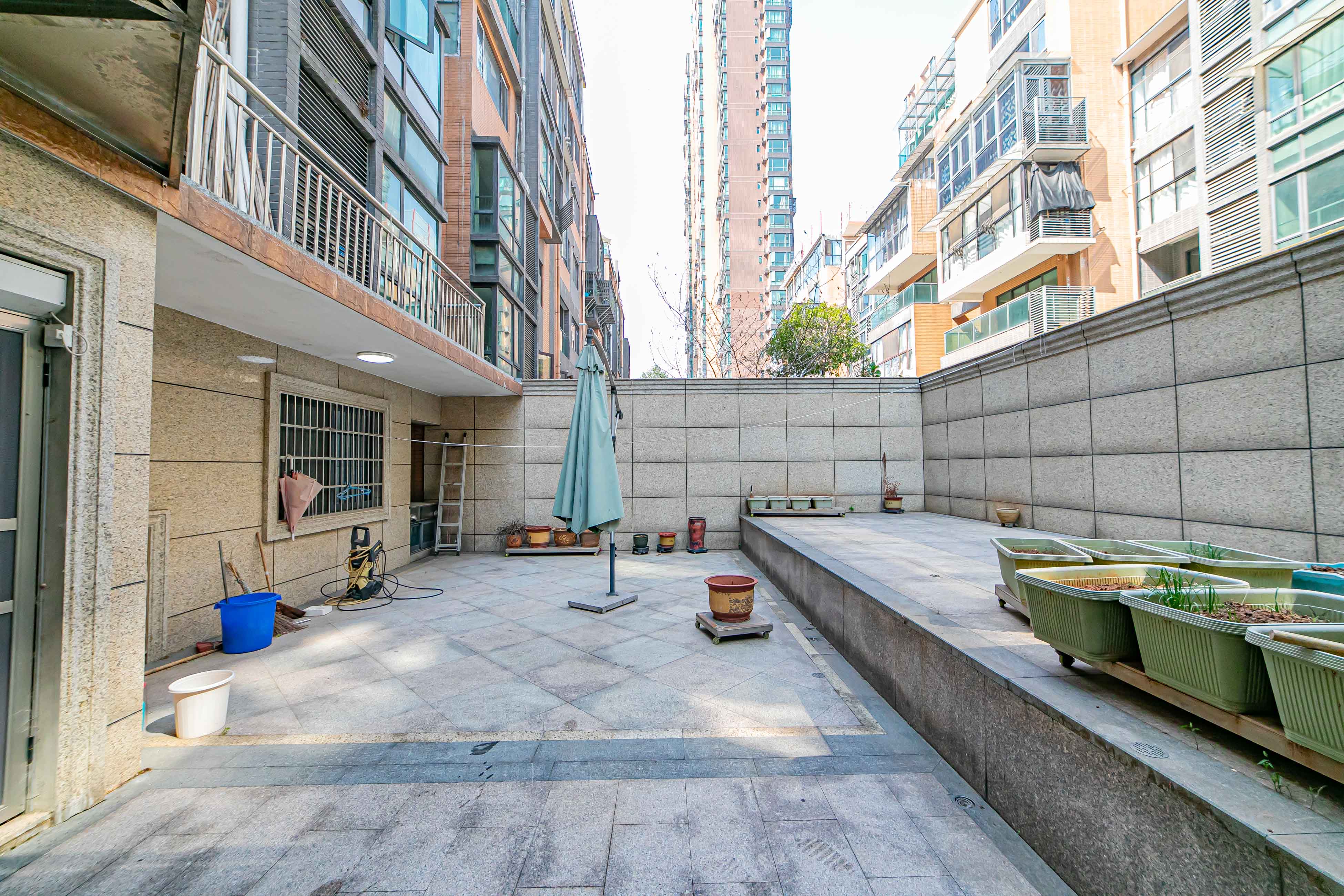 海伦春天  5室3厅2卫    318.0万 海伦春天  5室3厅2卫    318.0万其他