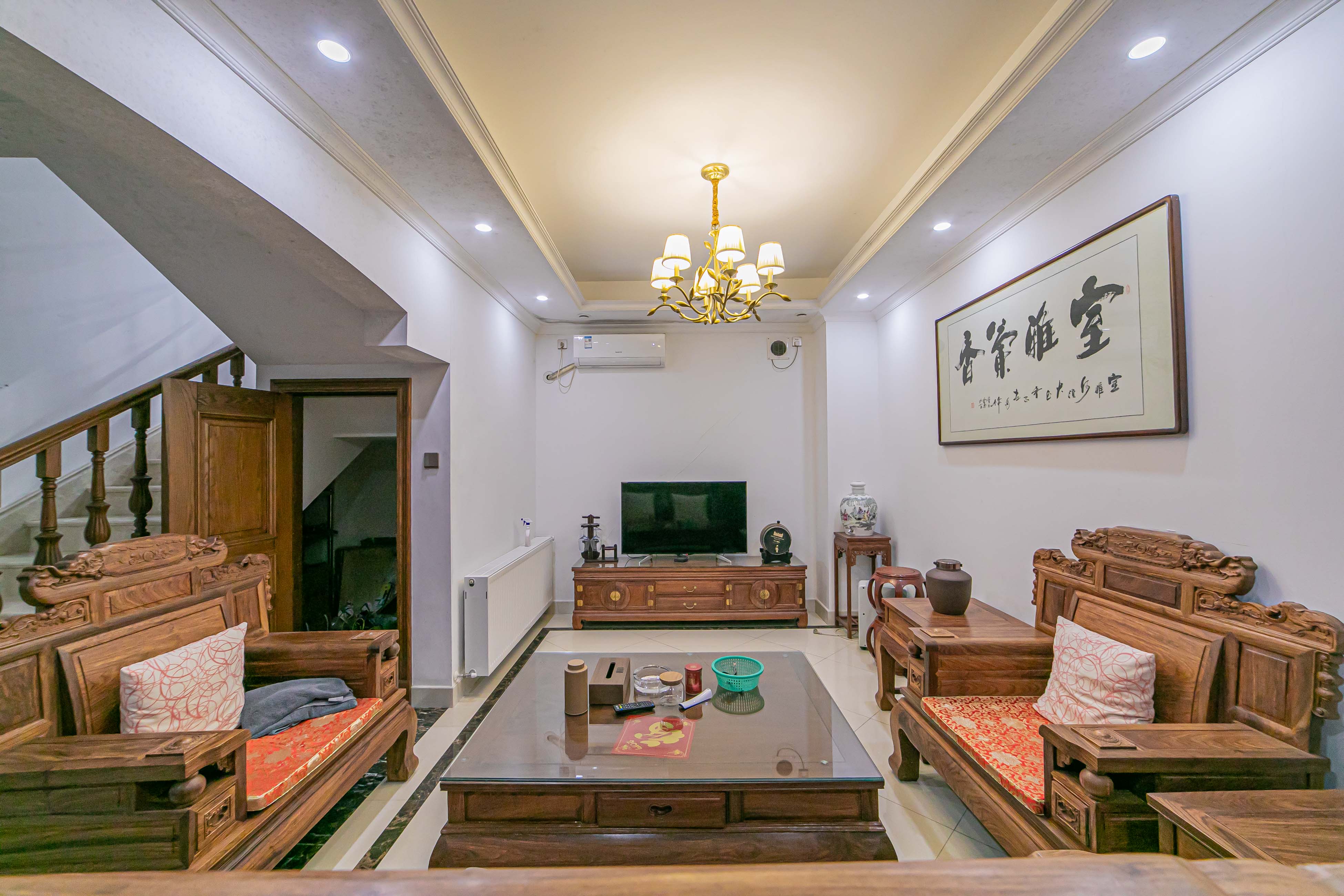 海伦春天  5室3厅2卫    318.0万 海伦春天  5室3厅2卫    318.0万其他