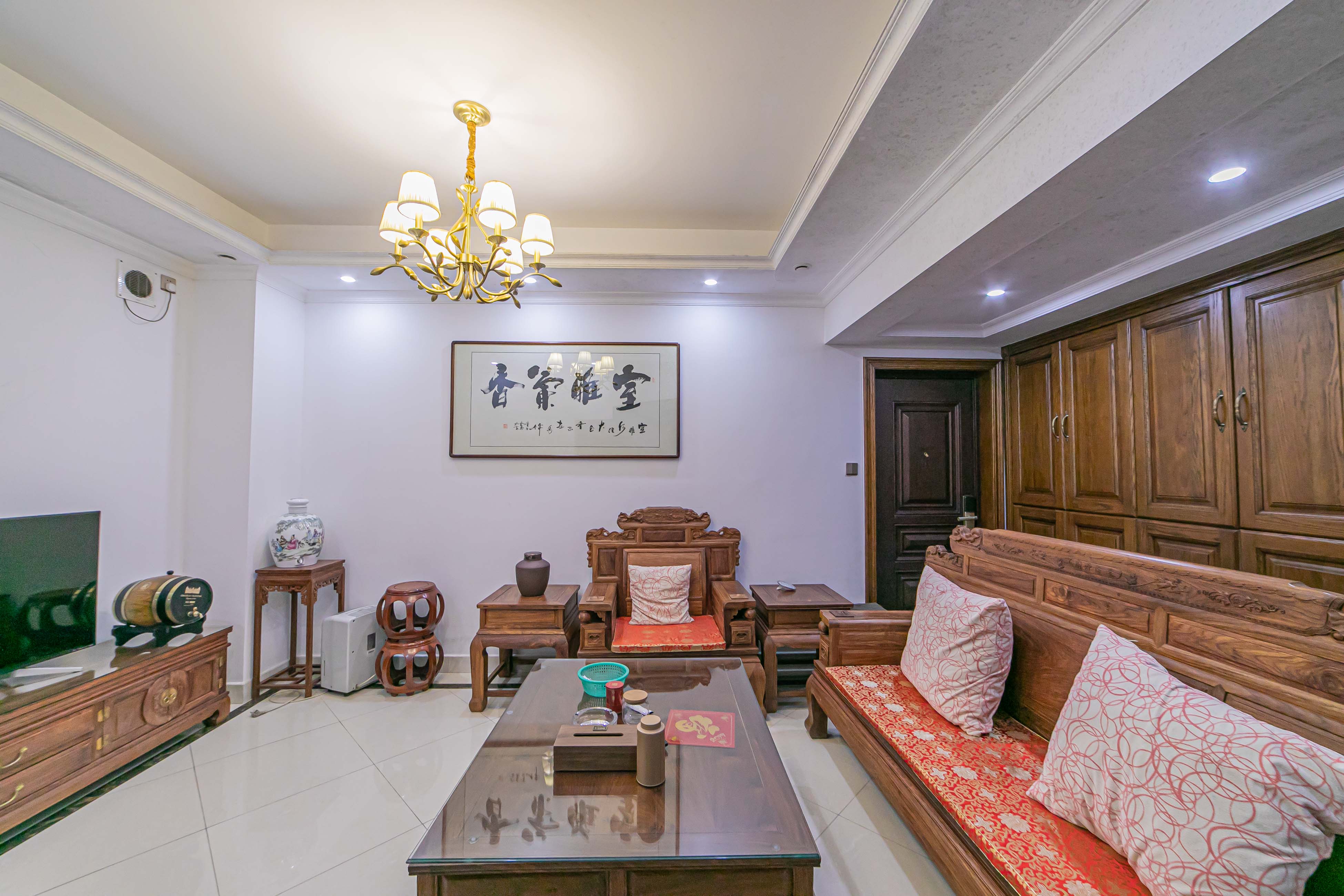 海伦春天  5室3厅2卫    318.0万 海伦春天  5室3厅2卫    318.0万其他