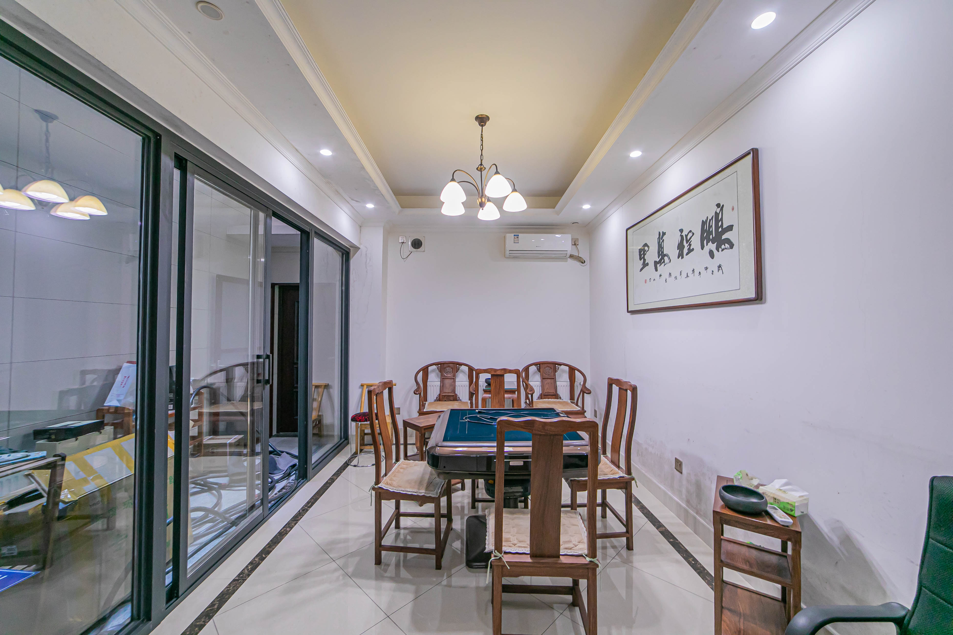 海伦春天  5室3厅2卫    318.0万 海伦春天  5室3厅2卫    318.0万其他